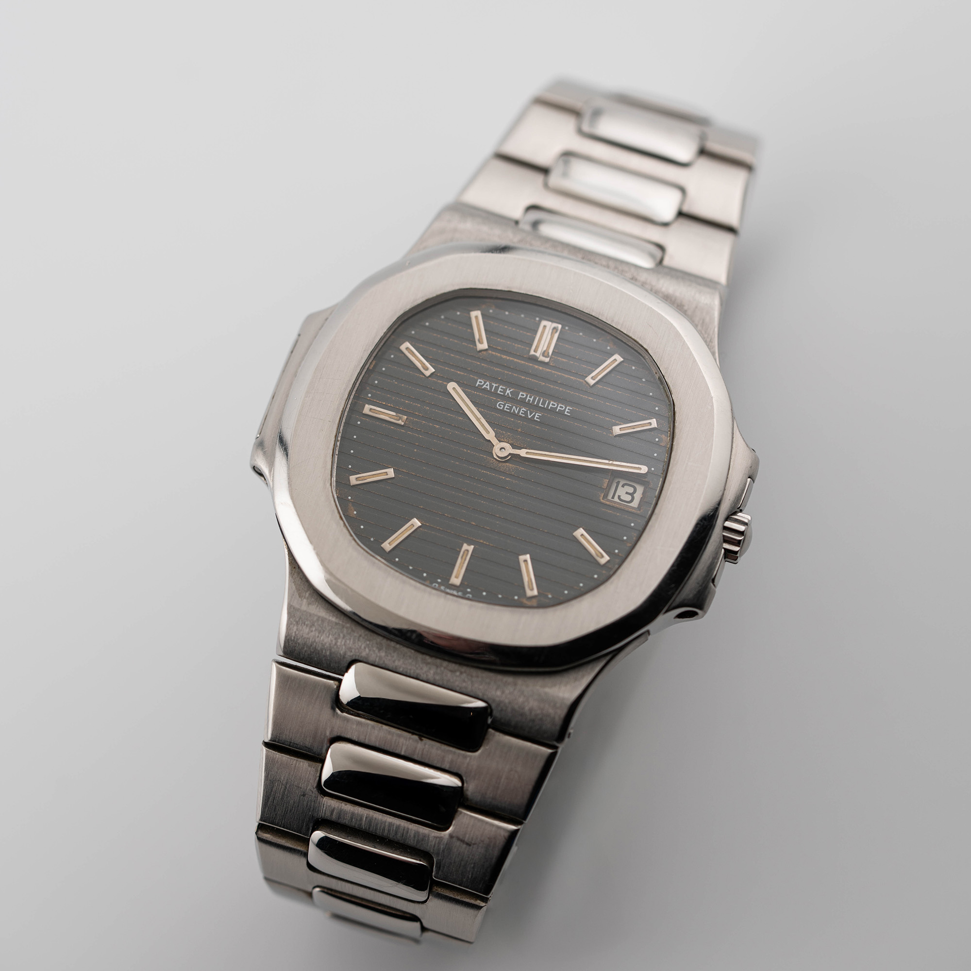 Nautilus Jumbo Steel Blue Dial 40mm Product Image 1