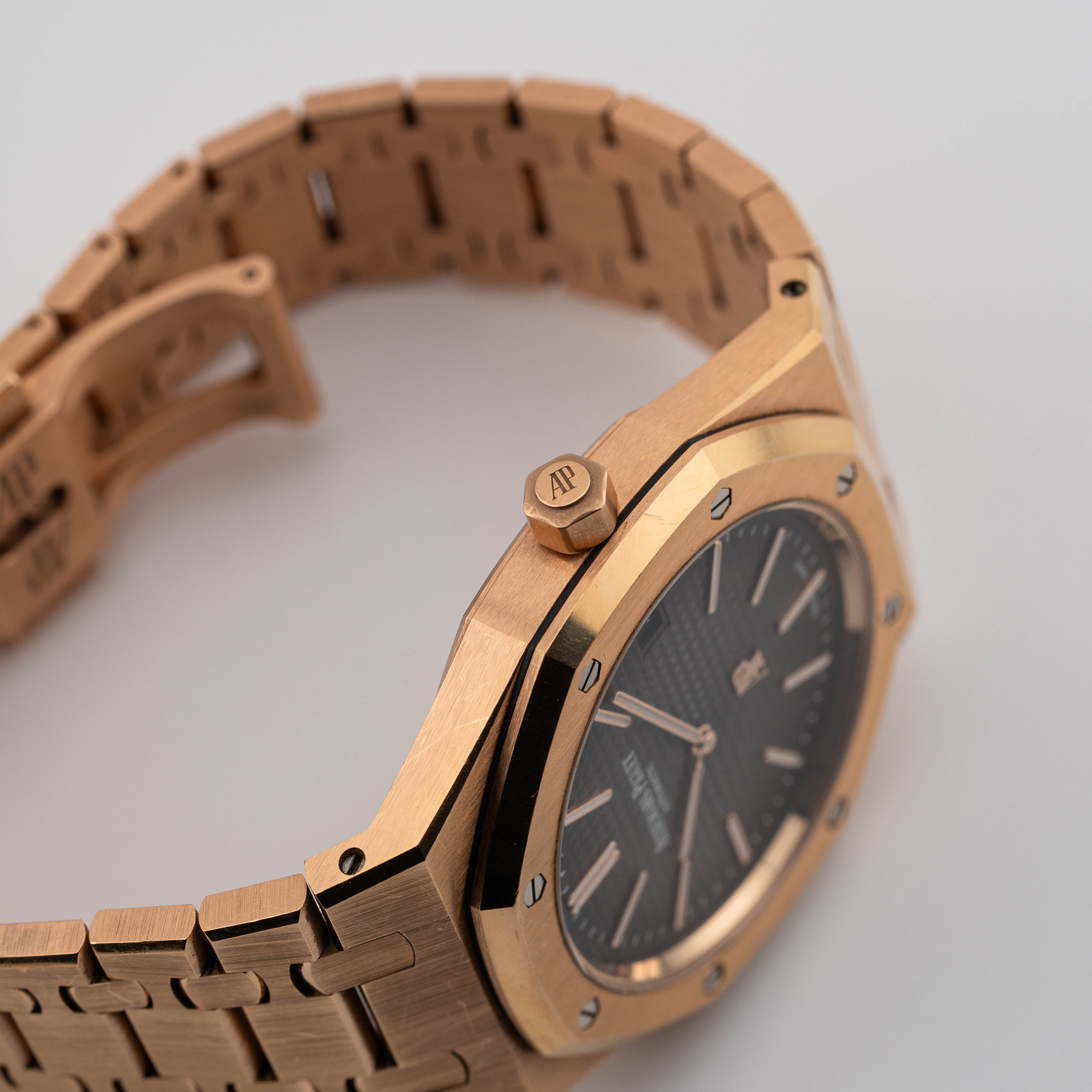 Royal Oak "Jumbo" Extra-Thin "50th Anniversary" Rose Gold Grey Dial 39mm Product Image 3