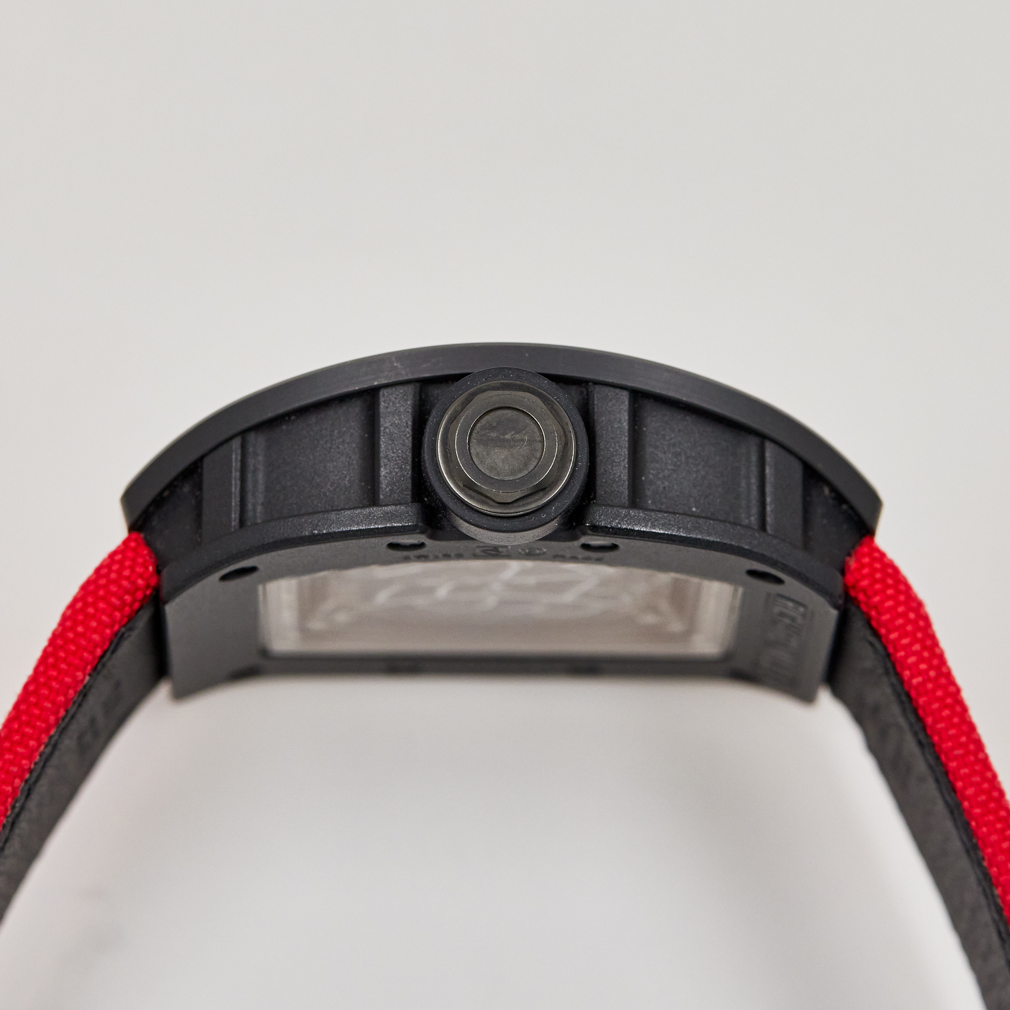 RM055 Red Drive Product Image 4