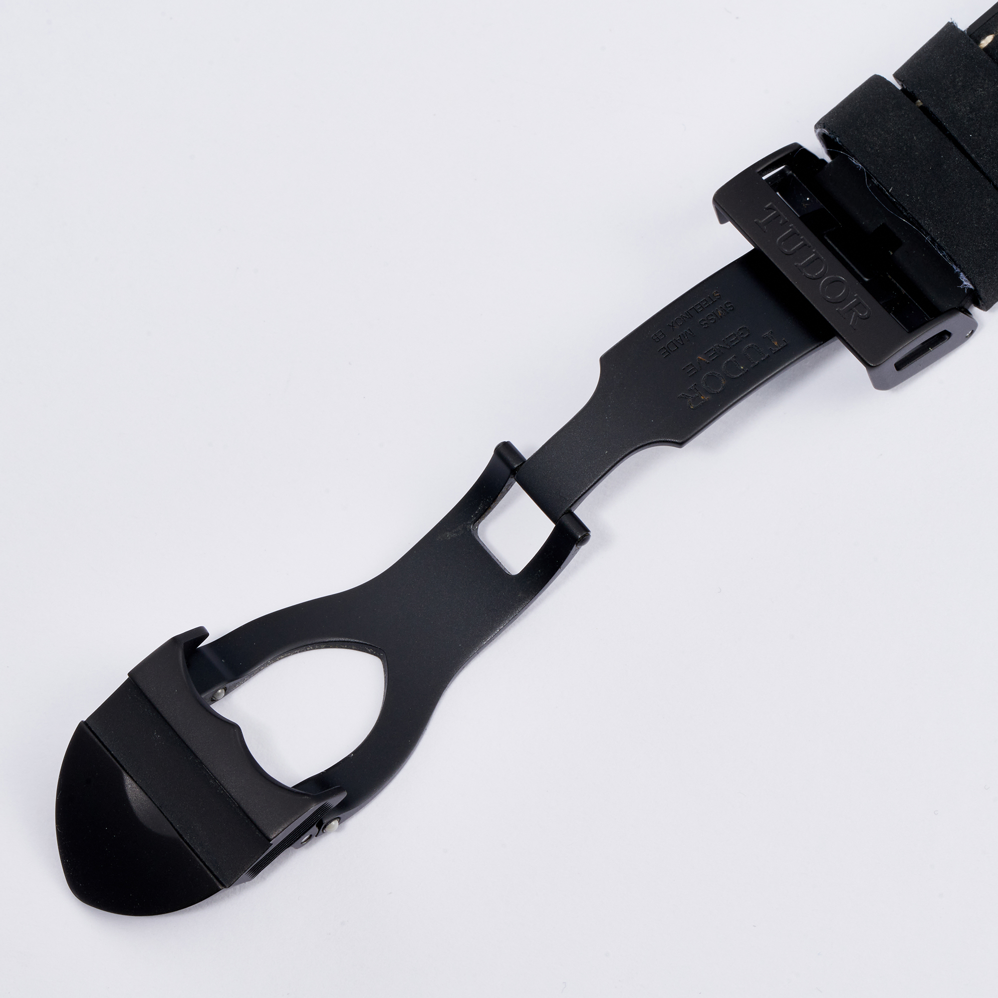 Black Bay Ceramic Black Dial 41mm Product Image 10