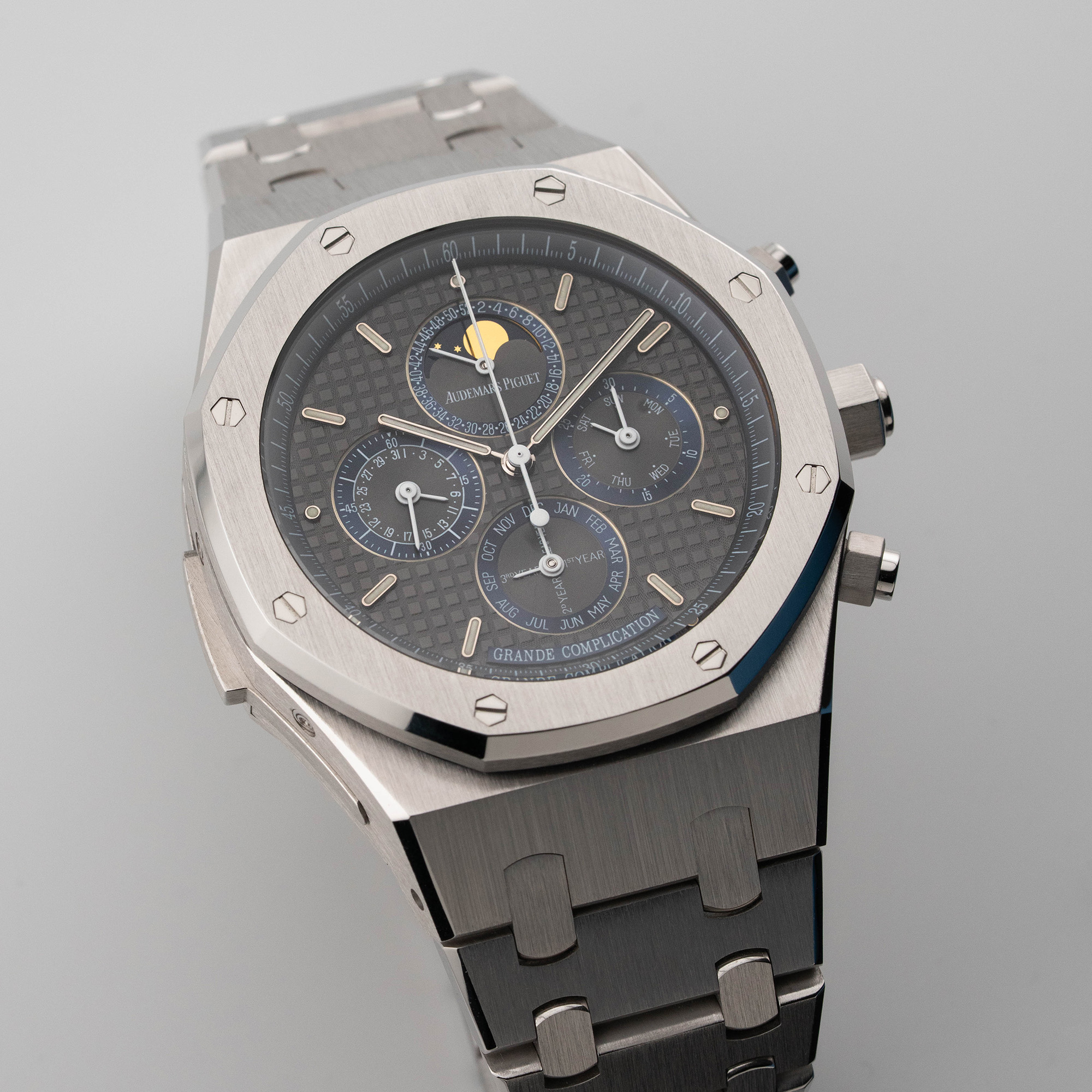Royal Oak Grande Complication White Gold Blue Dial 44mm Product Image 1