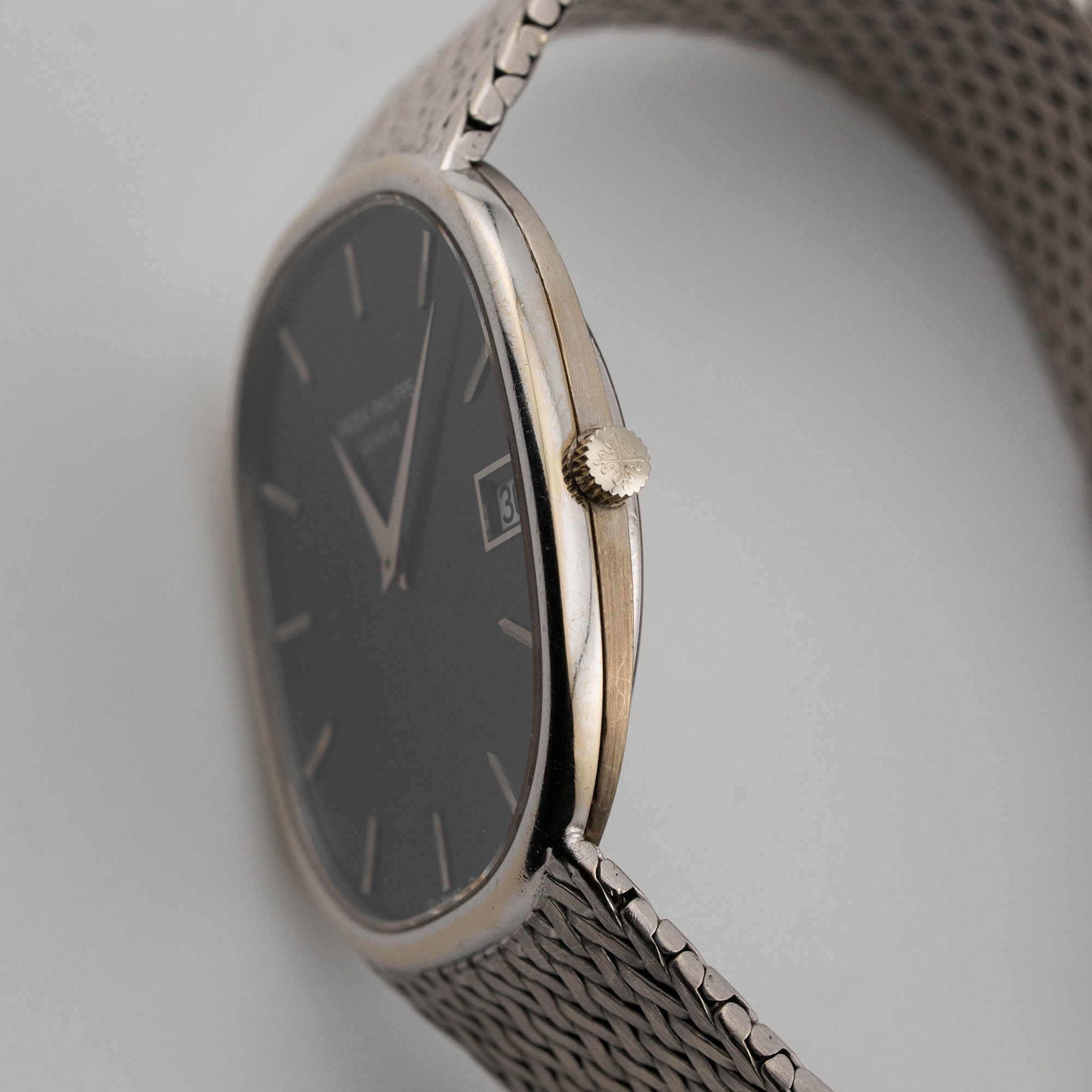 Vintage Ellipse d‘Or White Gold Blue Dial 33mm Product Image 2
