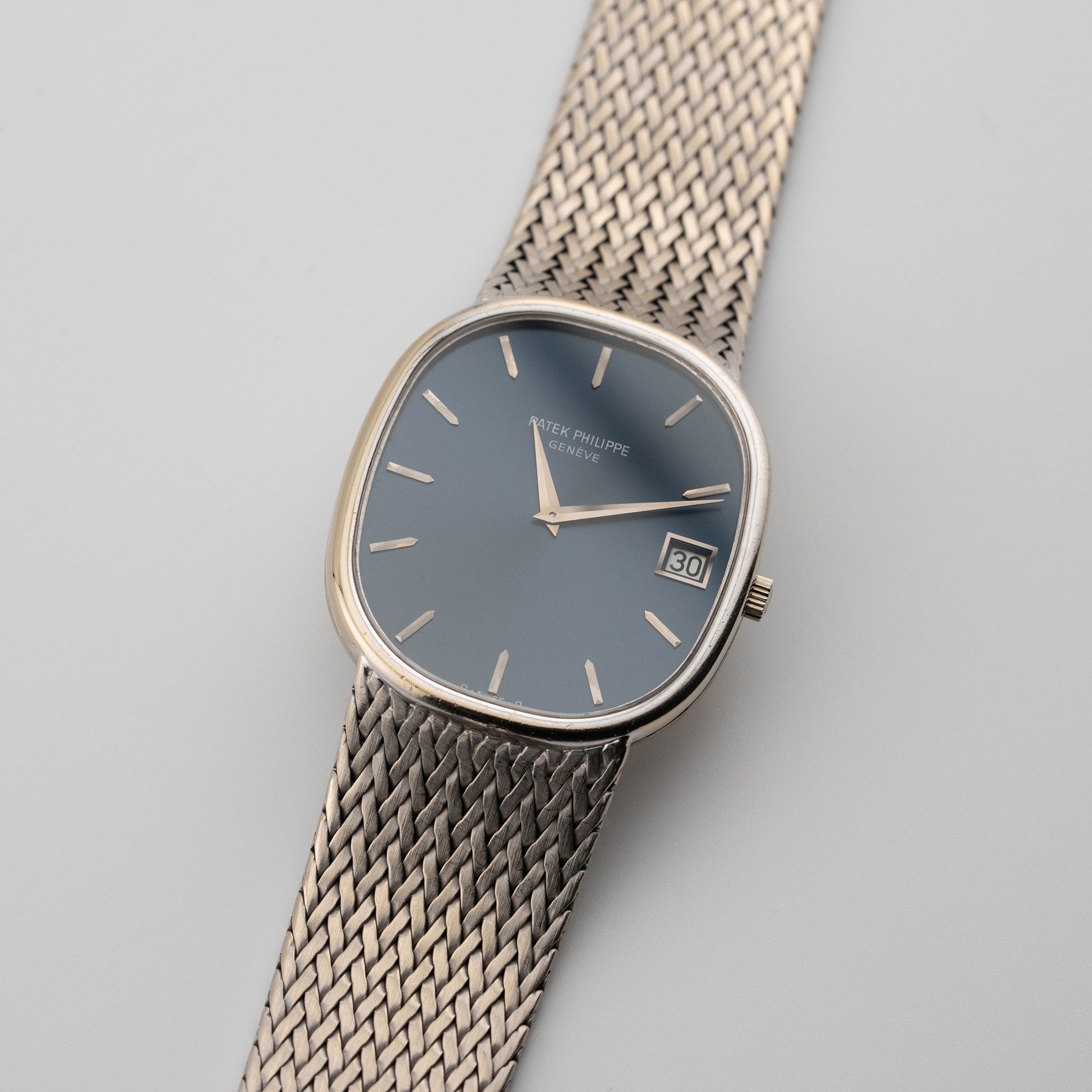 Vintage Ellipse d‘Or White Gold Blue Dial 33mm Product Image 7