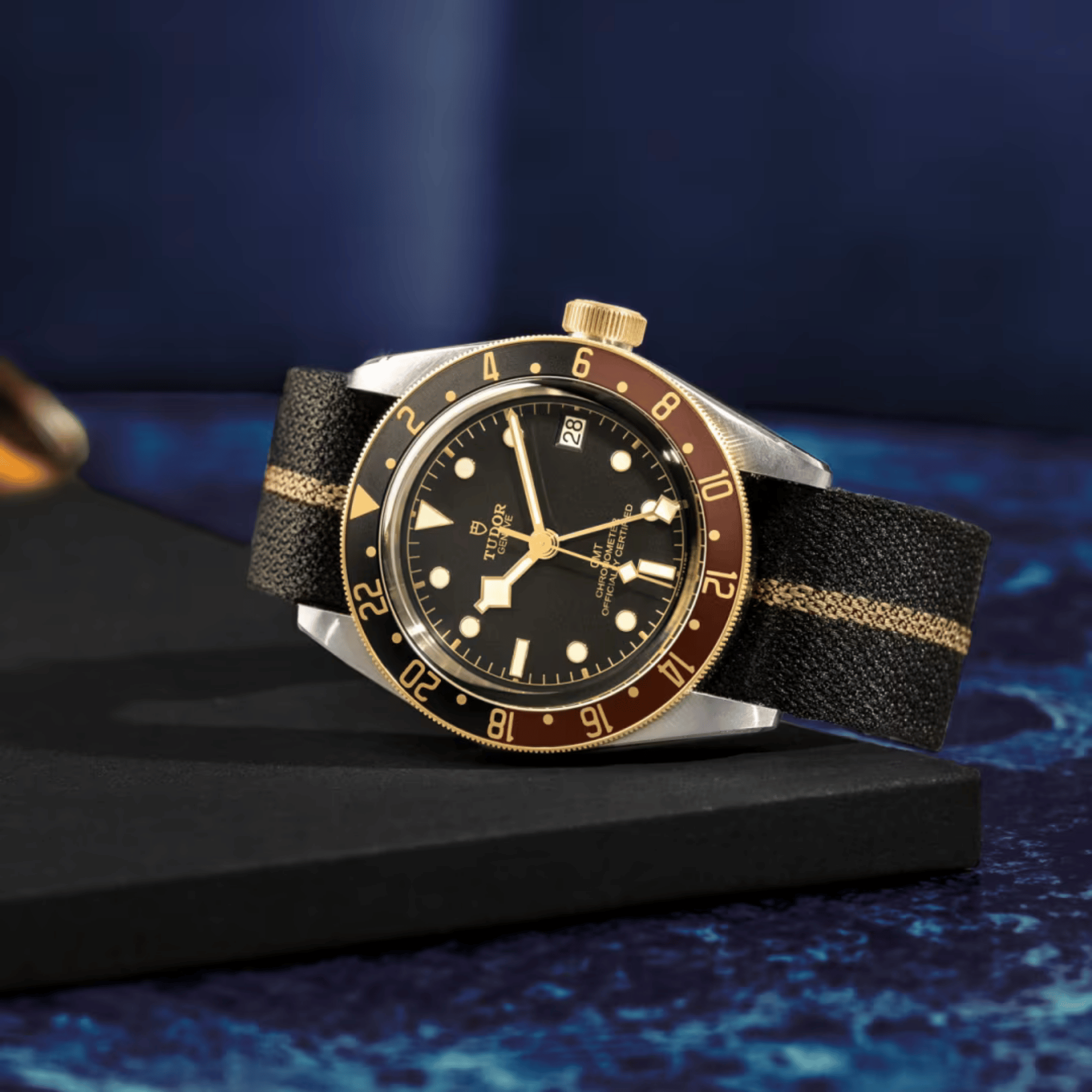 Black Bay GMT Yellow Gold & Steel Black Dial 41mm Product Image 1