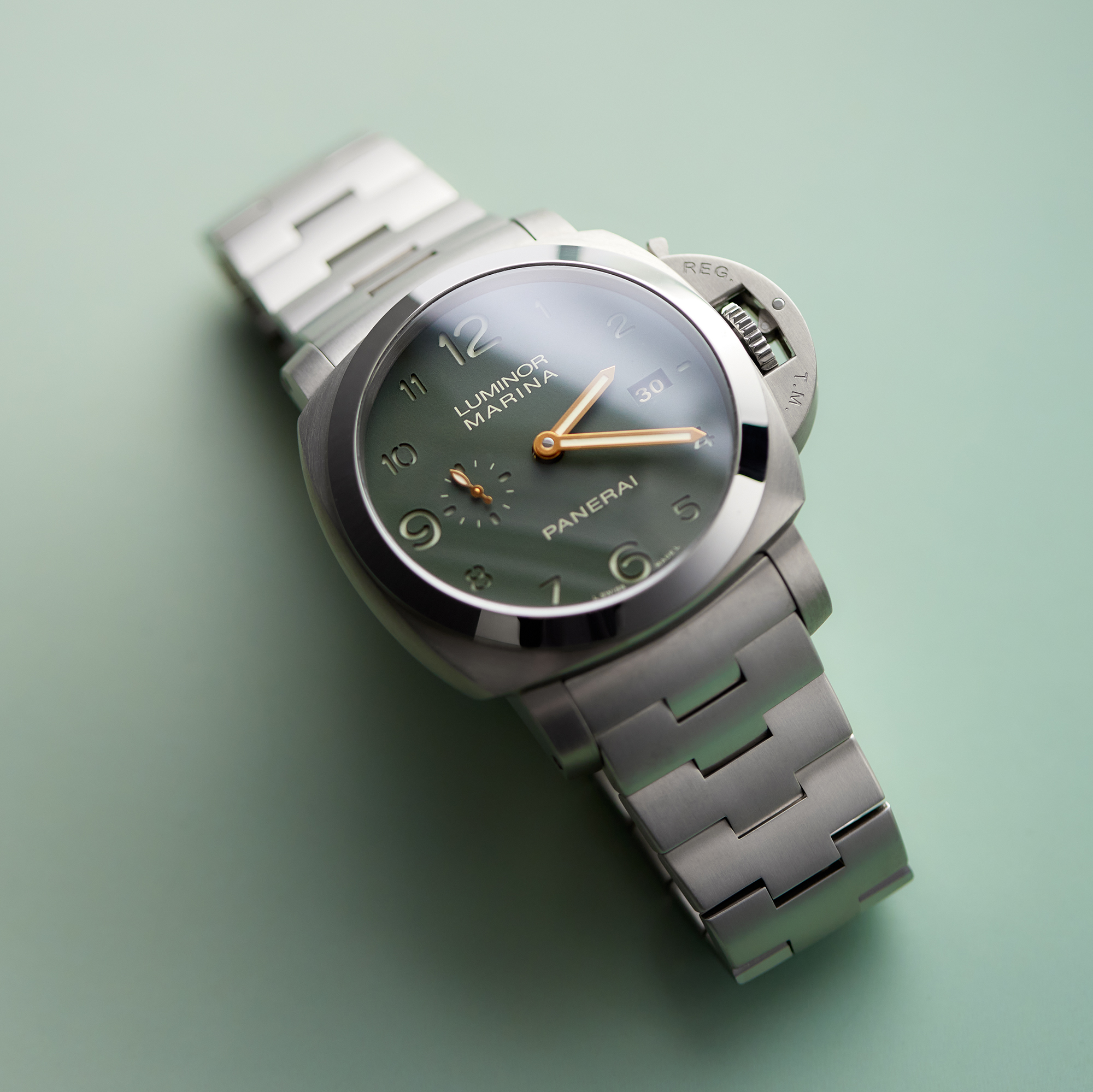 Luminor 1950 Marina "Harrods" Titanium Green Dial 44mm Product Image 12