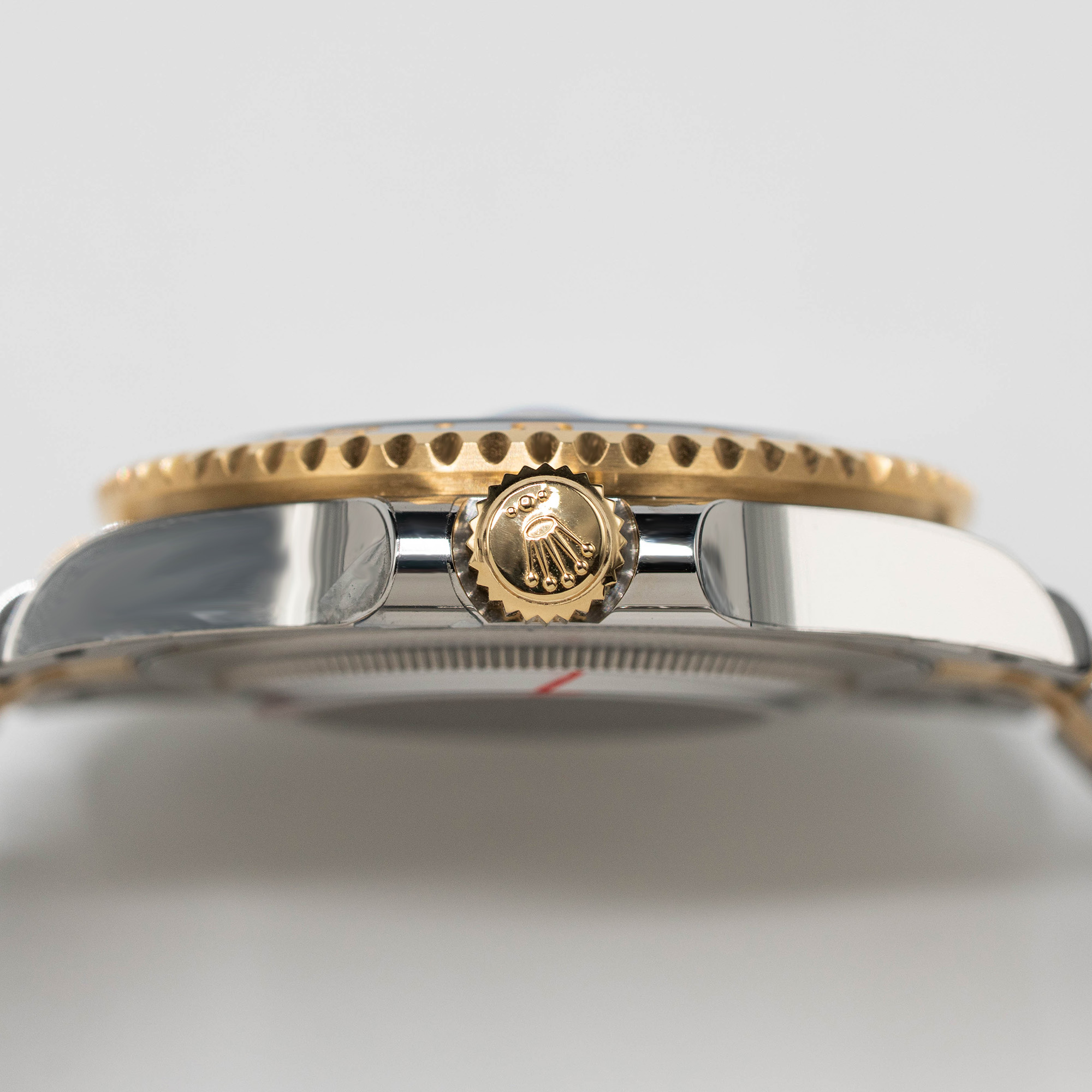 GMT-Master II Yellow Gold & Steel Jubilee Black Dial 40mm Product Image 4