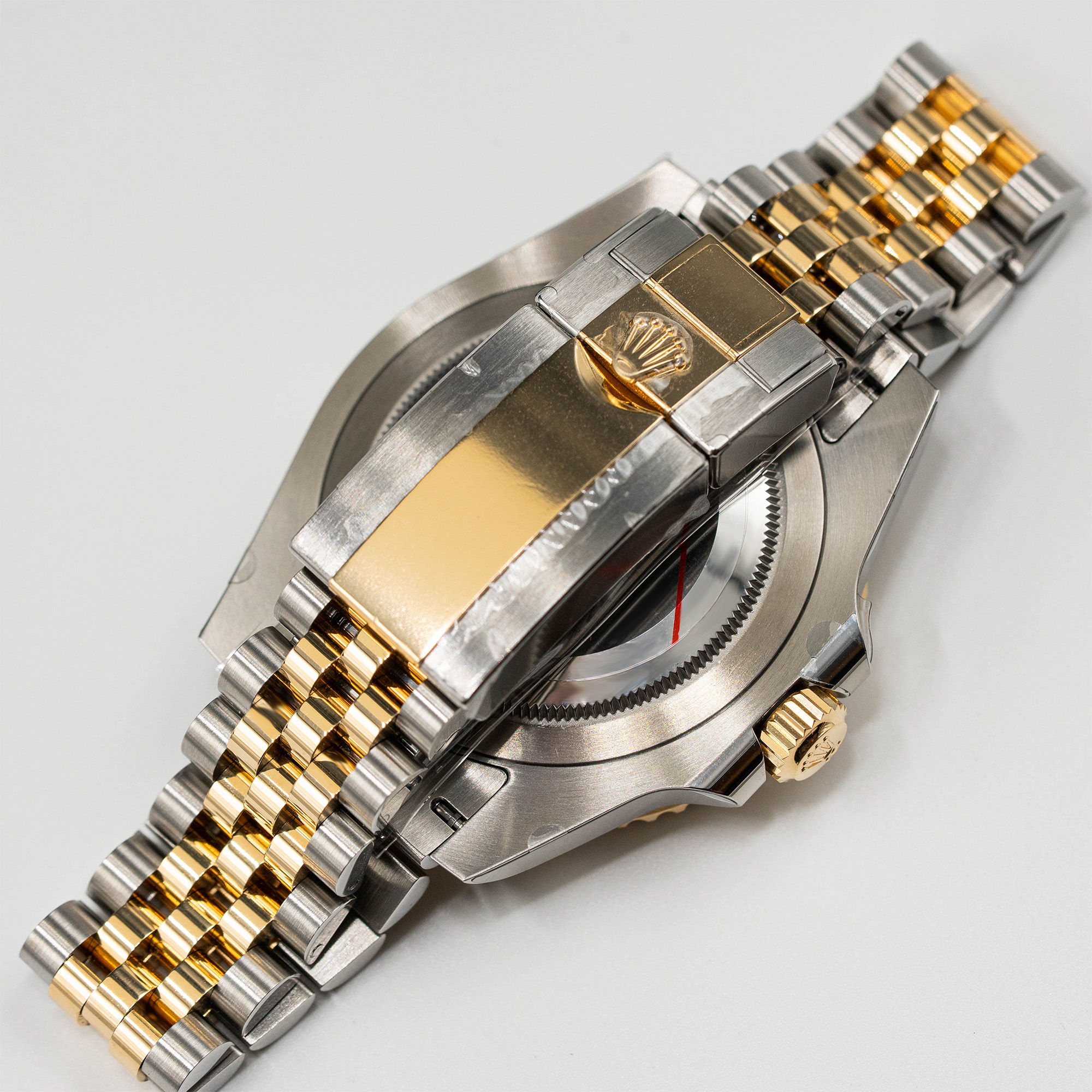 GMT-Master II Yellow Gold & Steel Jubilee Black Dial 40mm Product Image 11