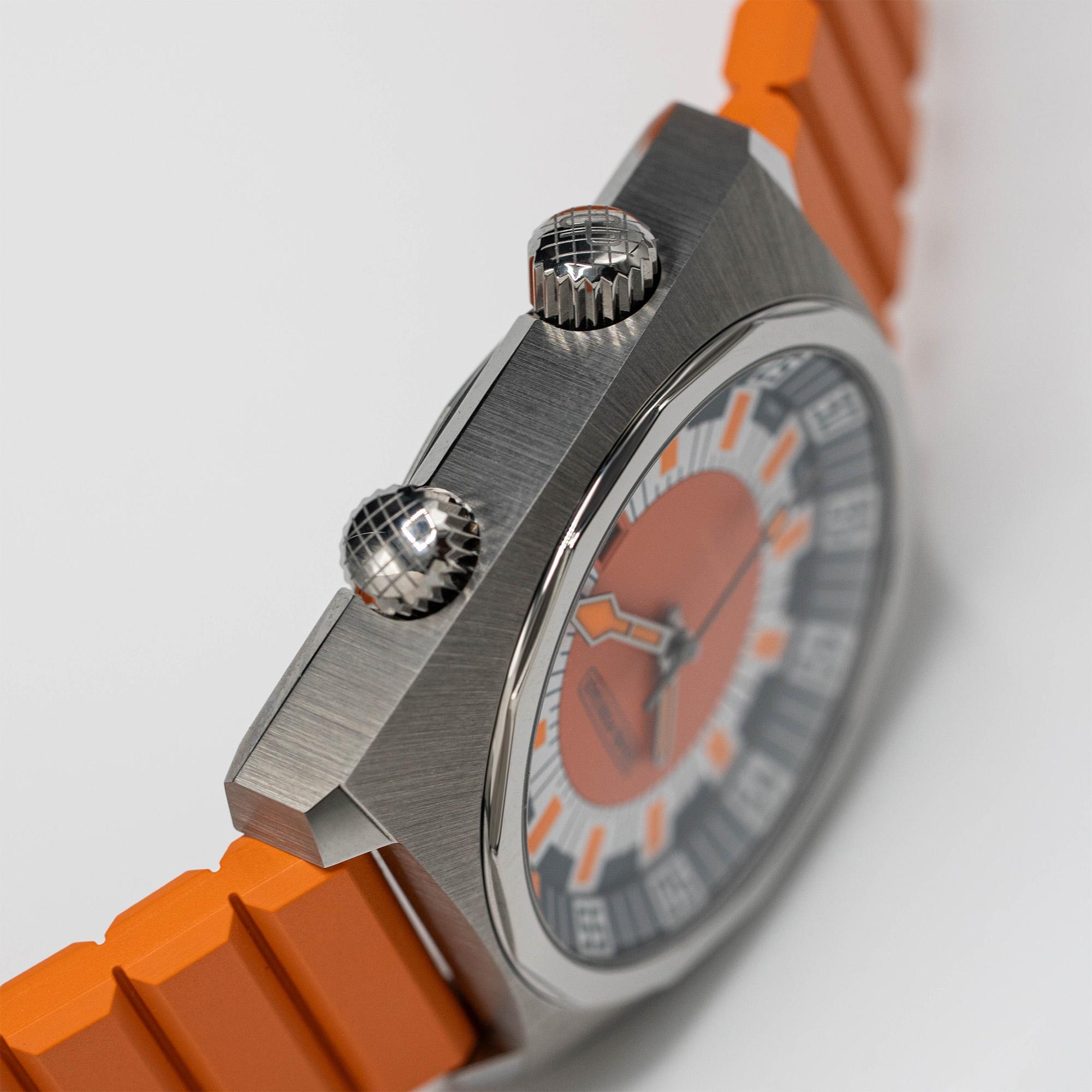 Deep Diver Limited Edition Titanium Orange Dial 40mm Product Image 4