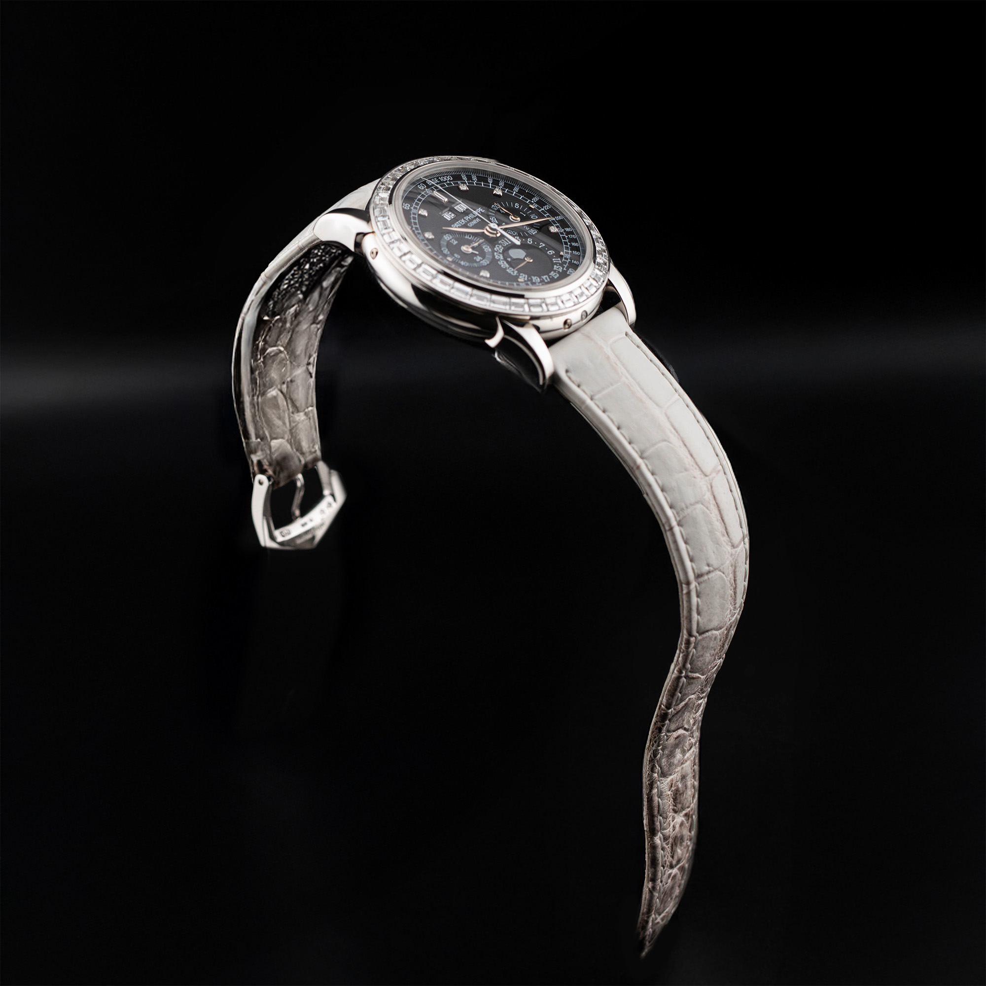 Perpetual Calendar Chronograph Platinum Diamond Black Dial 40mm Product Image 15