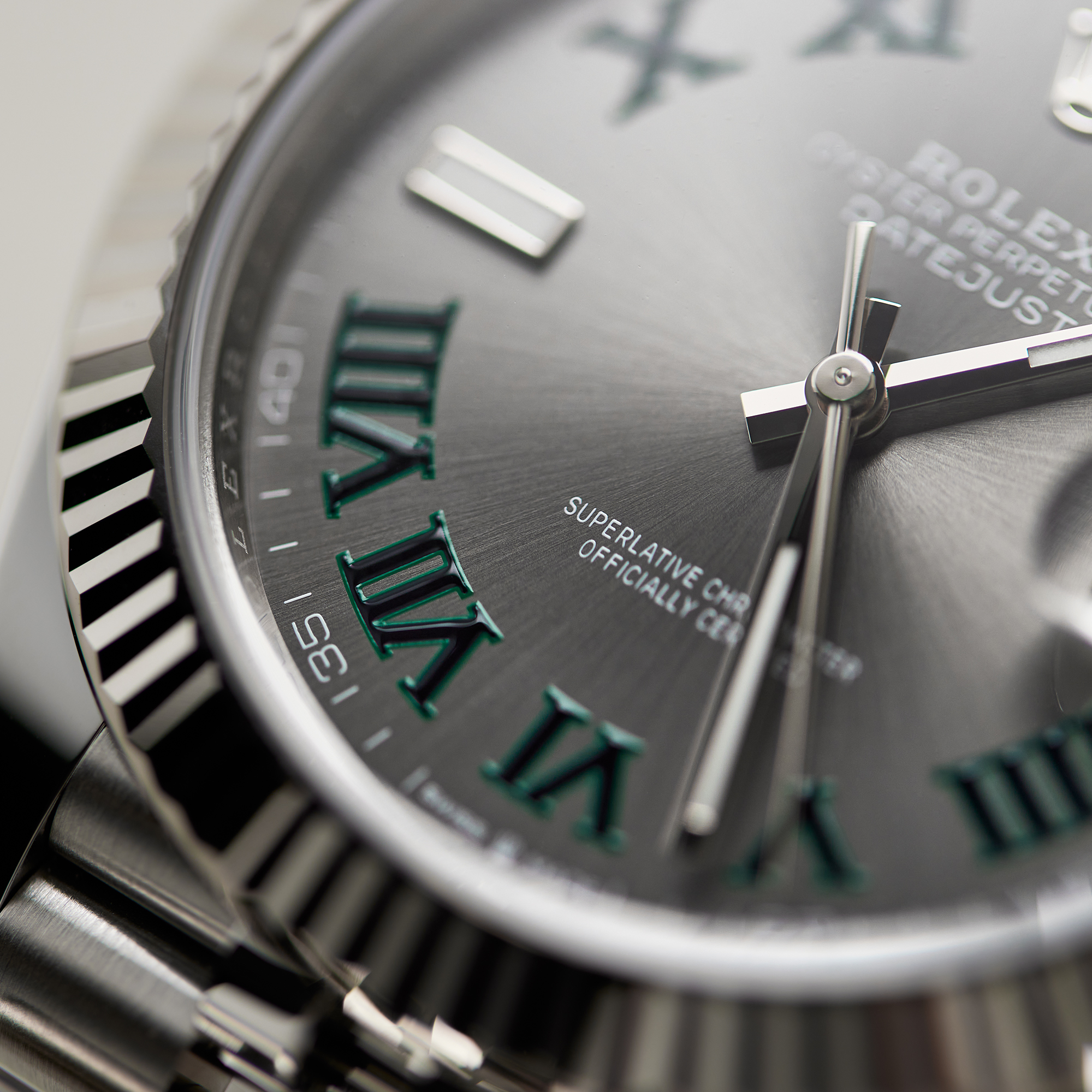 Datejust "Wimbledon" Steel Jubilee Grey Dial 41mm Product Image