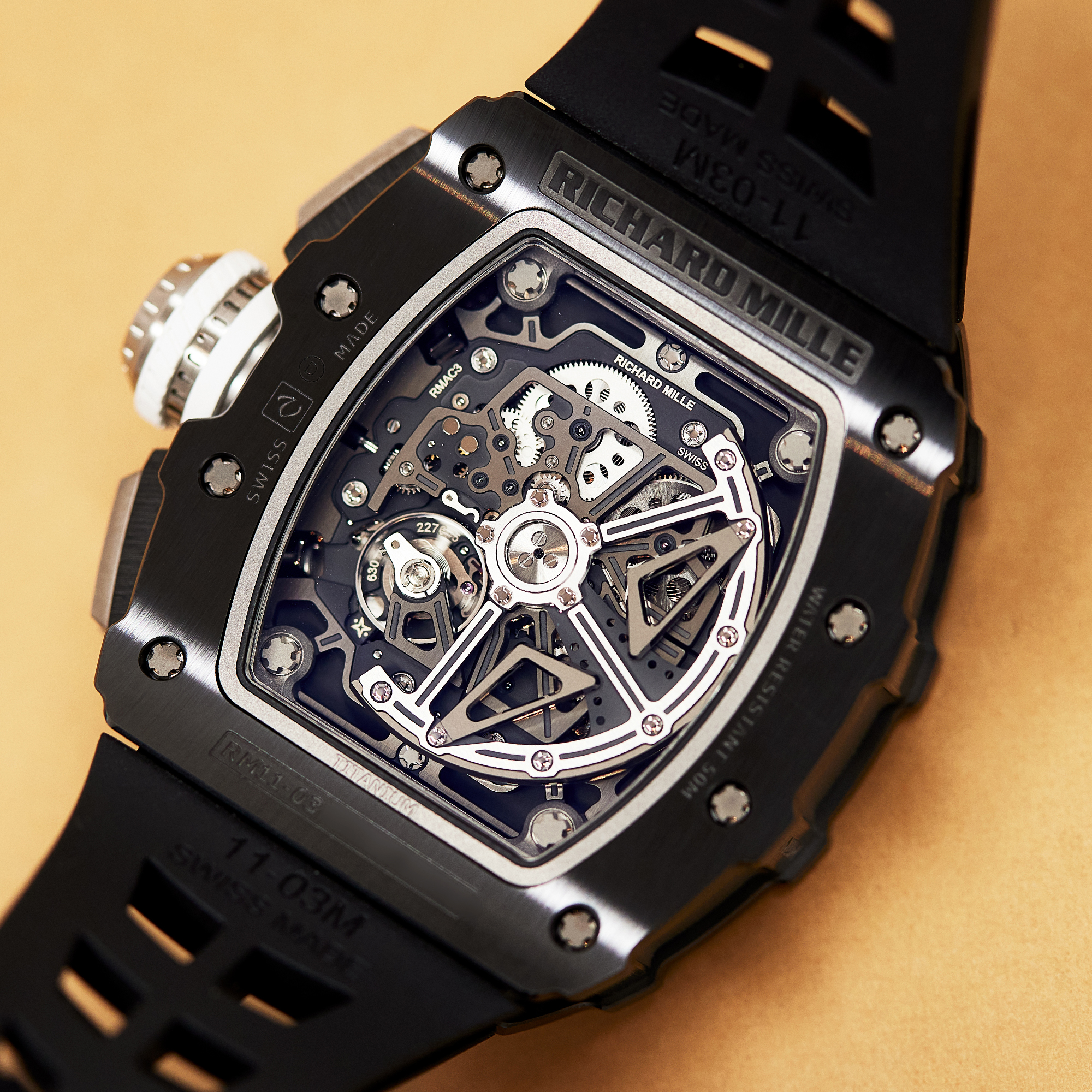 RM11-03 Last Black Product Image 10