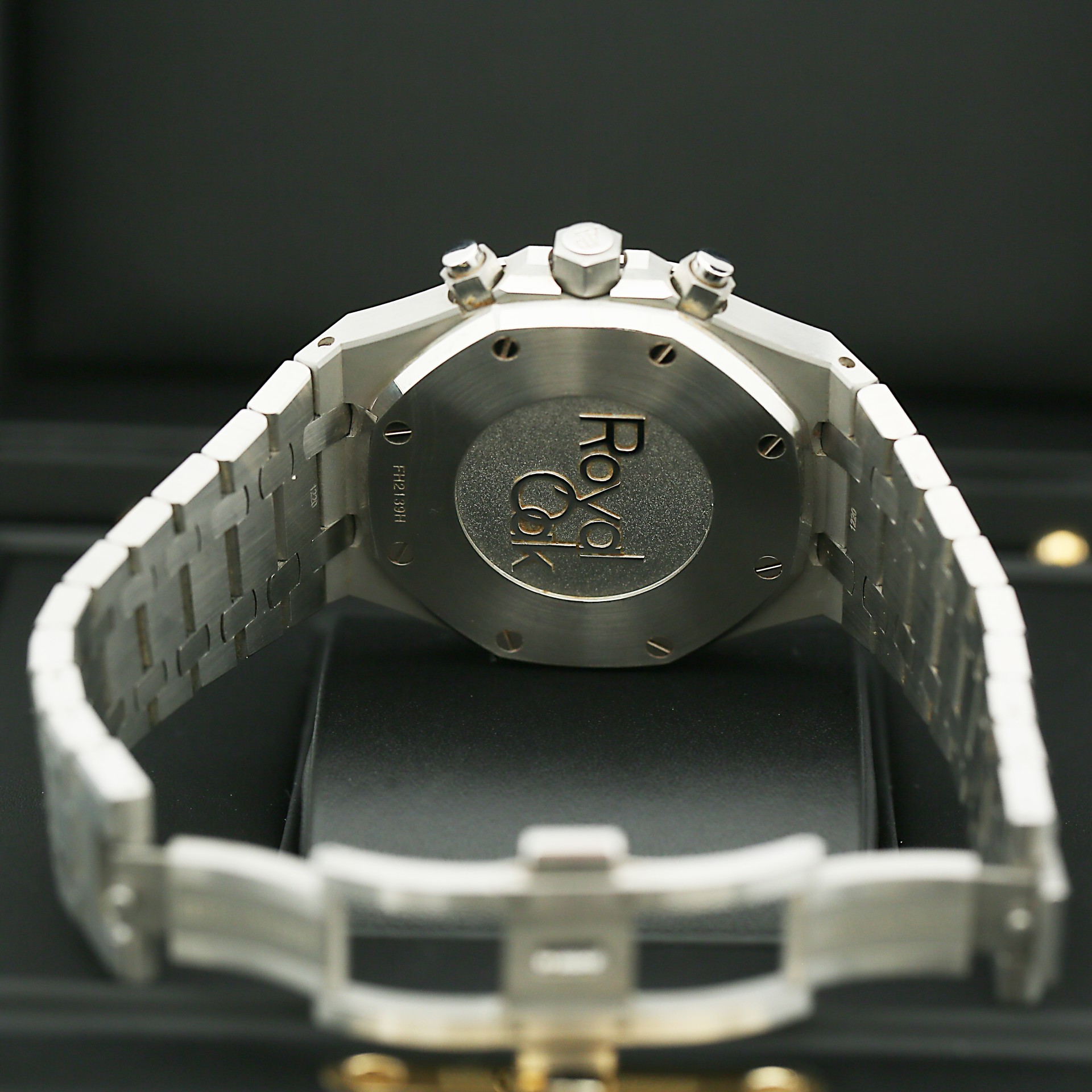 Royal Oak Selfwinding Chronograph Steel Black Dial 41mm Product Image 4