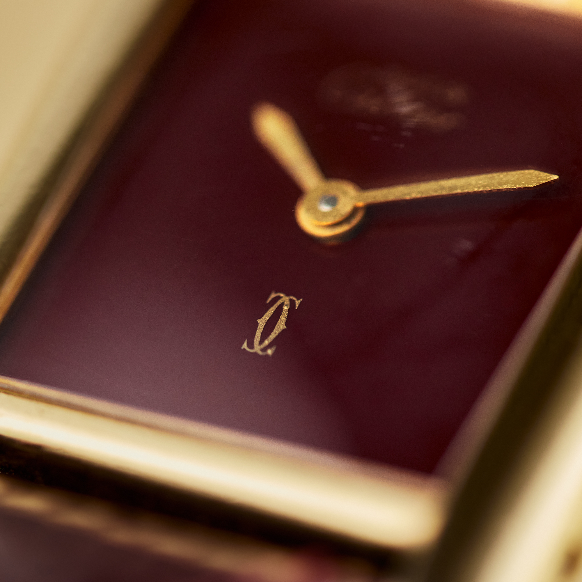 Vintage Tank Must Vermeil Gold Plated Silver Burgundy Dial 21mm Product Image 10