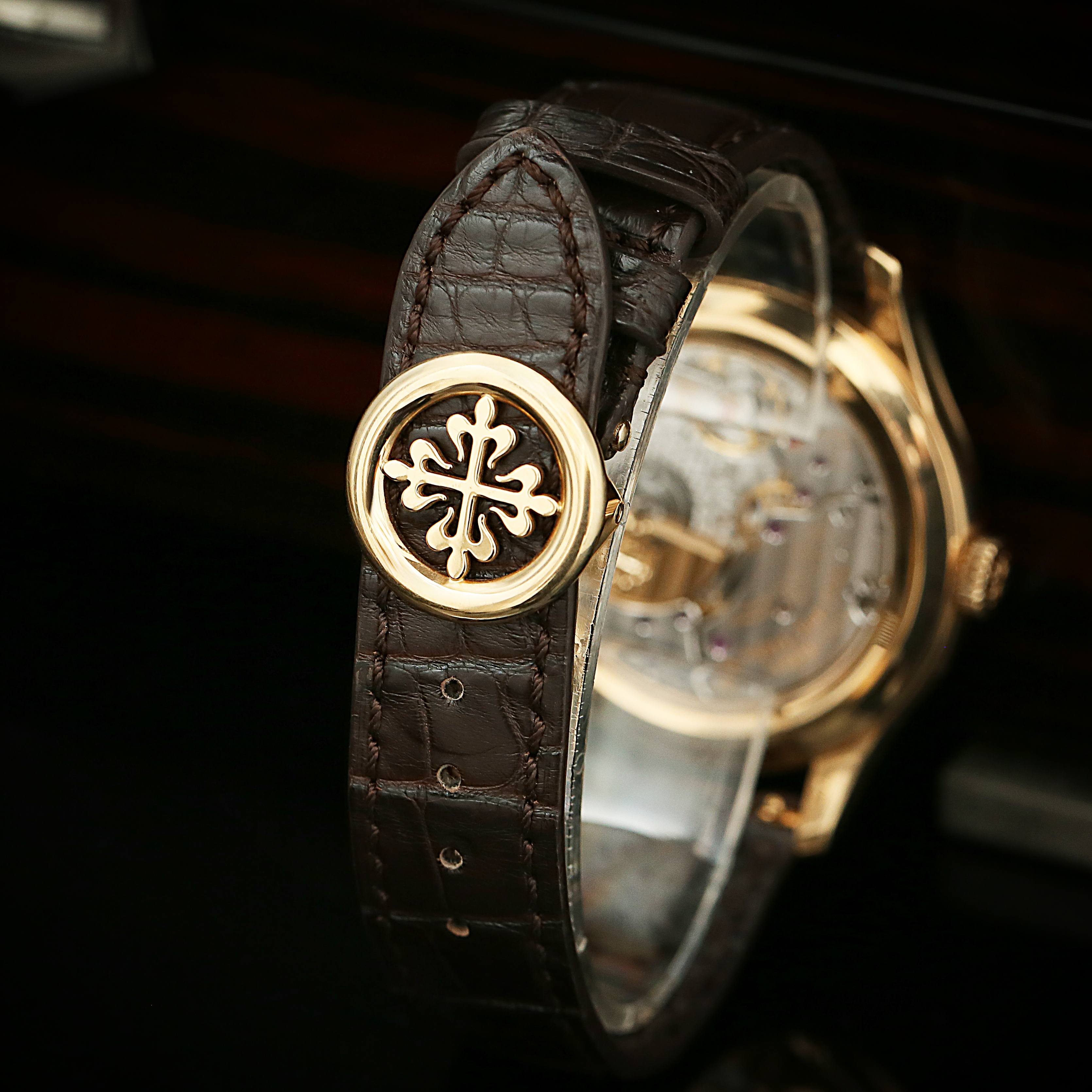 Perpetual Calendar Yellow Gold White Dial 39mm Product Image 6