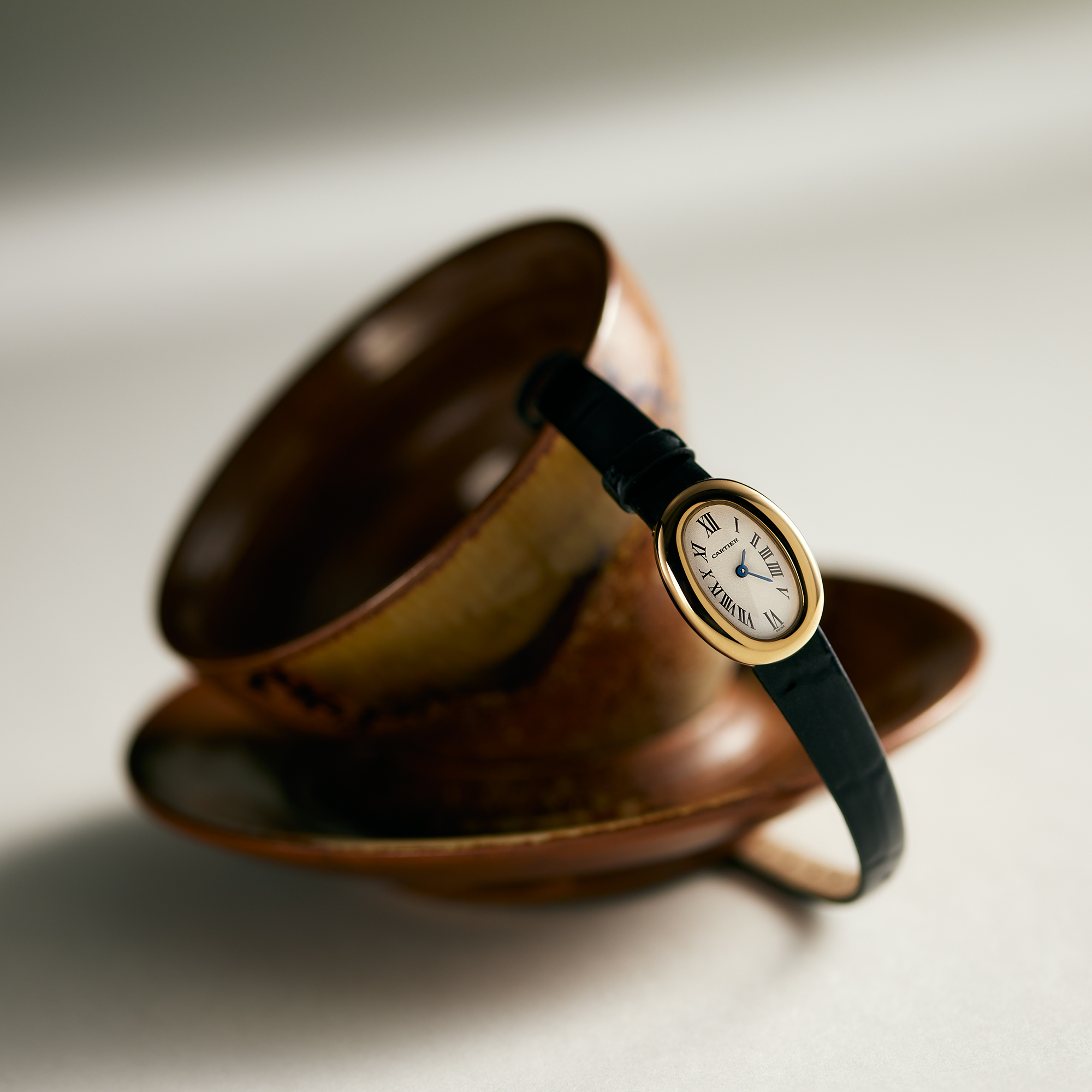 Vintage Baignoire de Cartier Yellow Gold Silver Dial 18mm Product Image 9