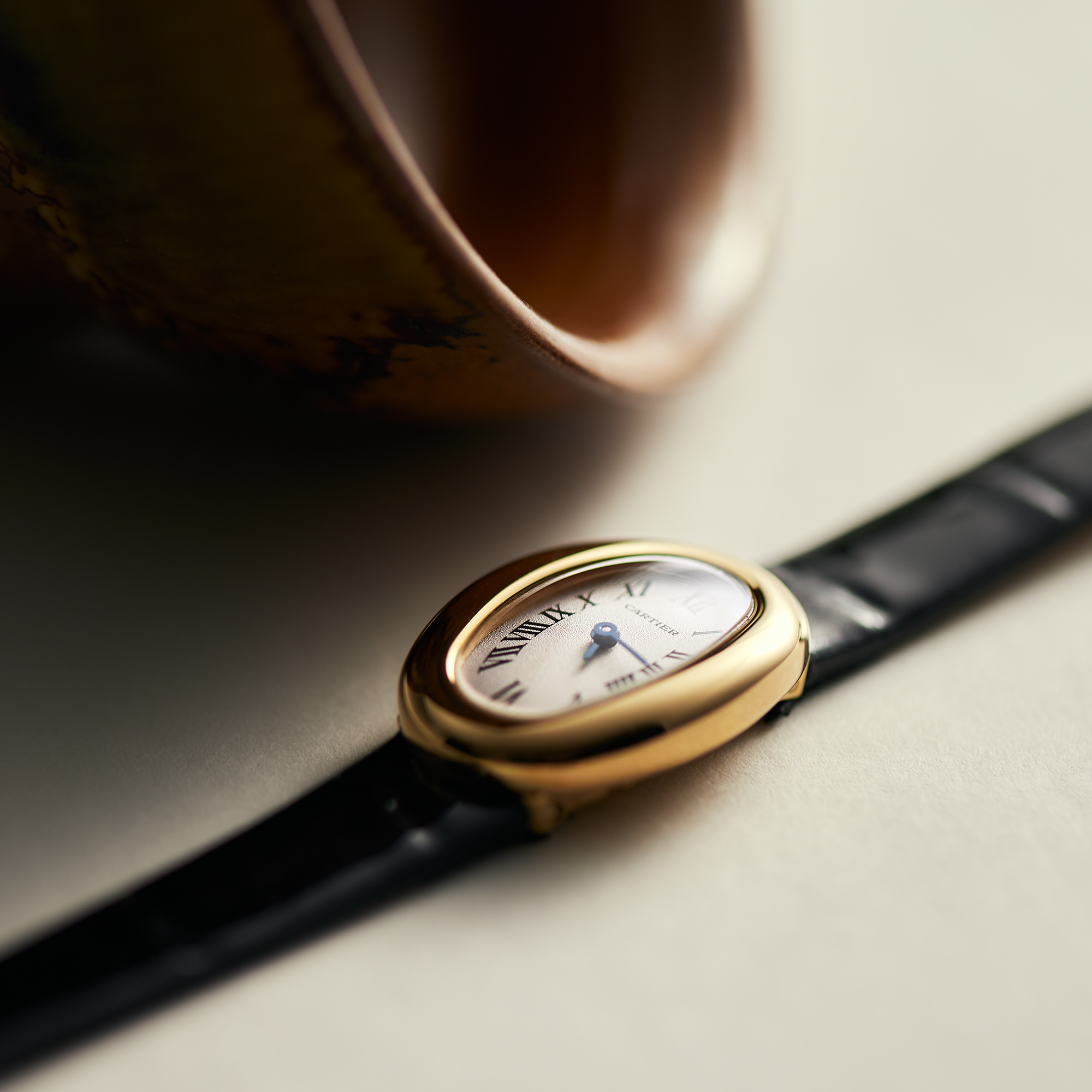Vintage Baignoire de Cartier Yellow Gold Silver Dial 18mm Product Image 11