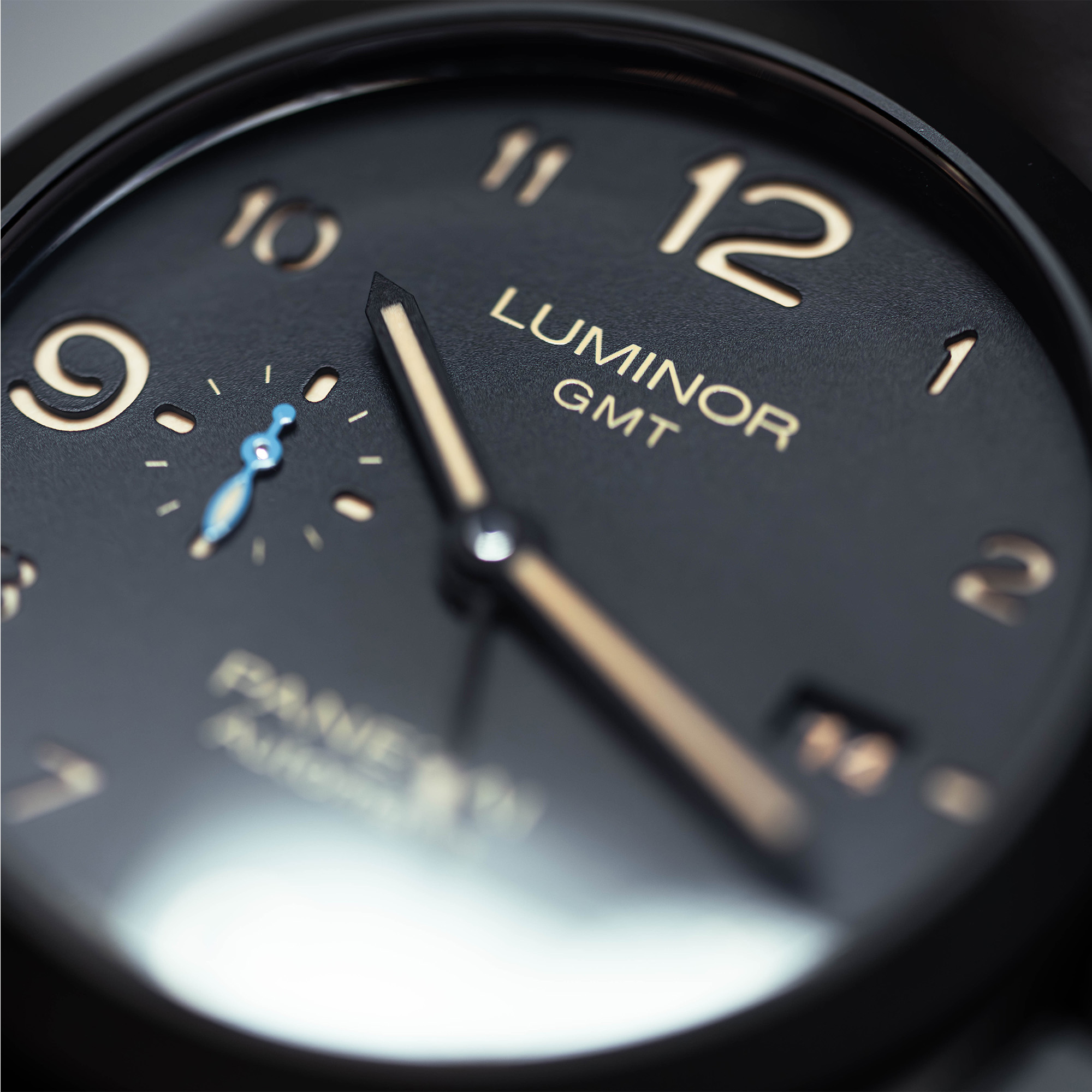 Luminor GMT Ceramic Black Dial 44mm Product Image 6