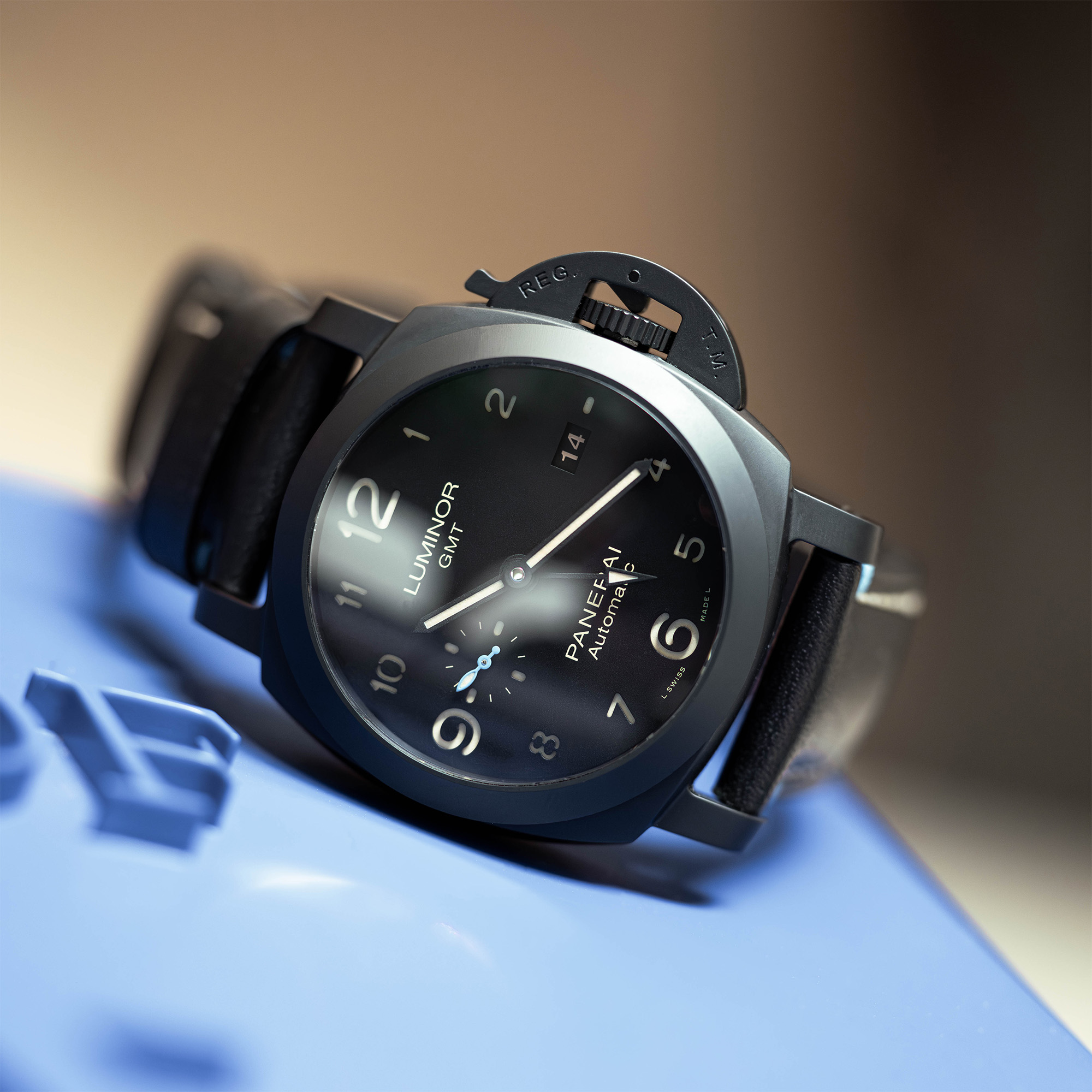 Luminor GMT Ceramic Black Dial 44mm Product Image 7