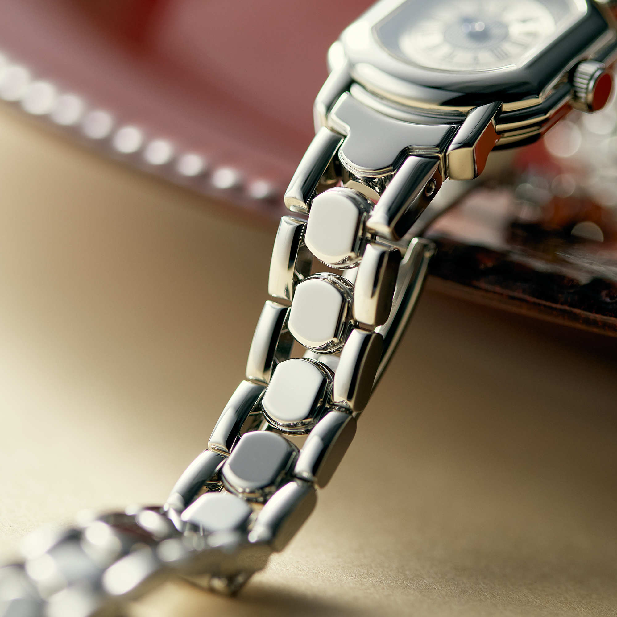 Vintage Numero Steel Silver White Dial 21mm Product Image