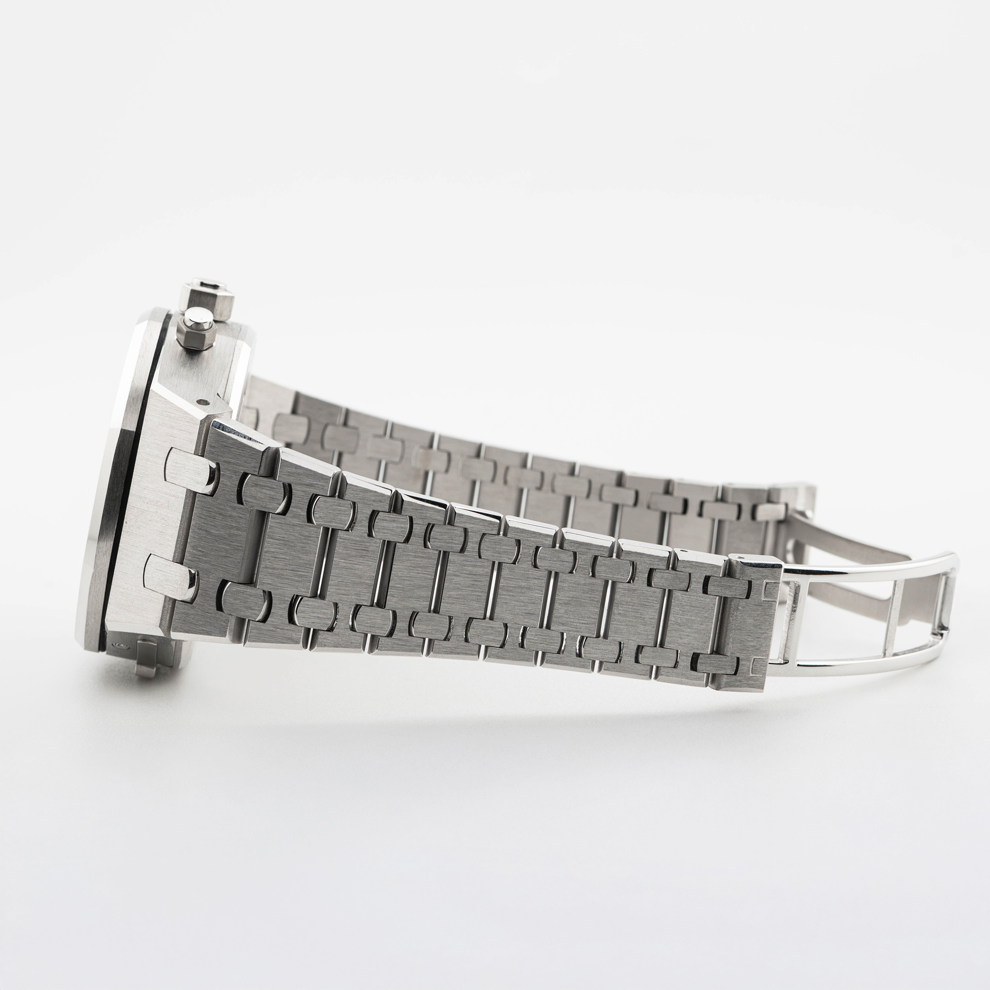 Royal Oak Grande Complication White Gold Blue Dial 44mm Product Image 10