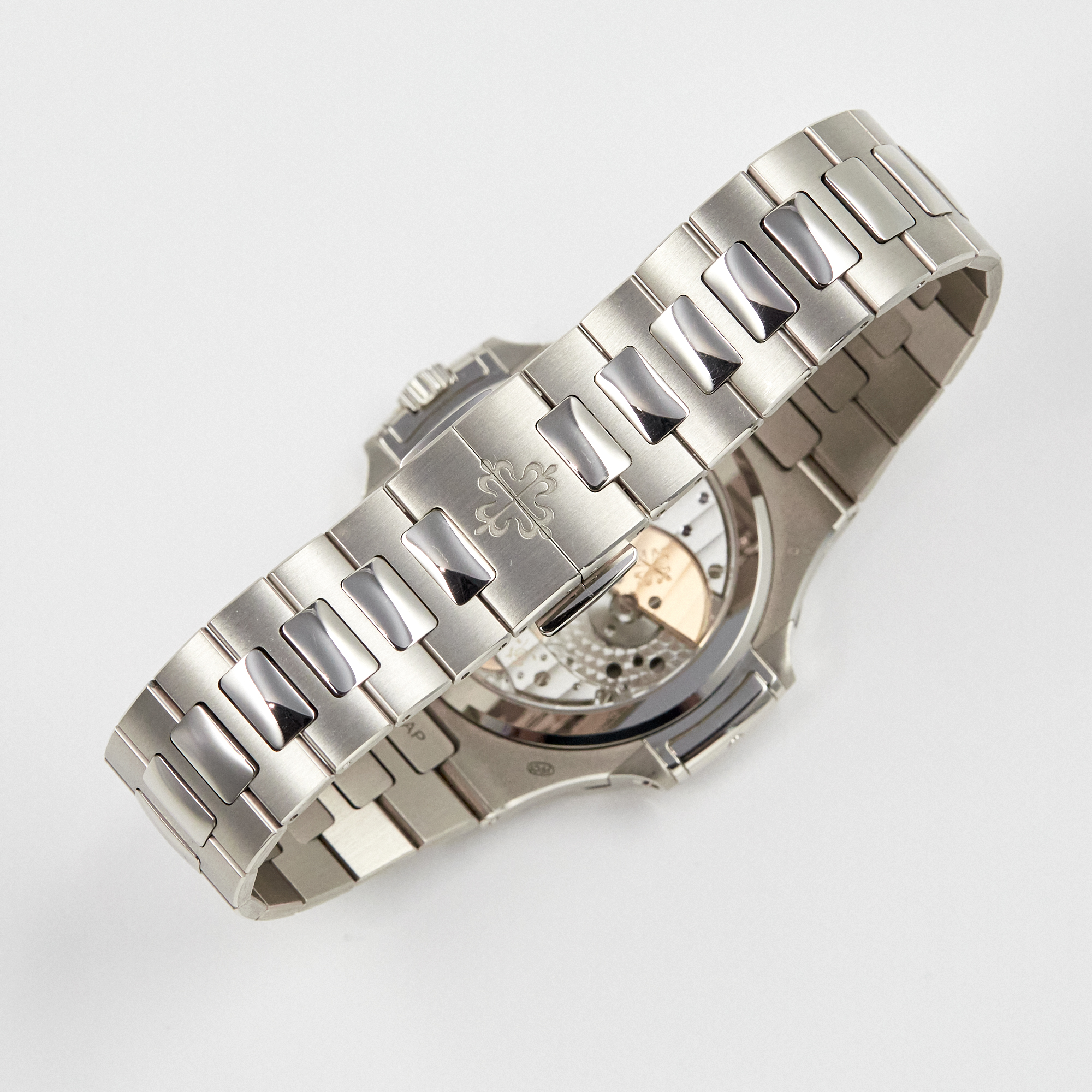 Nautilus Perpetual Calendar White Gold Blue Dial 40mm Product Image 9