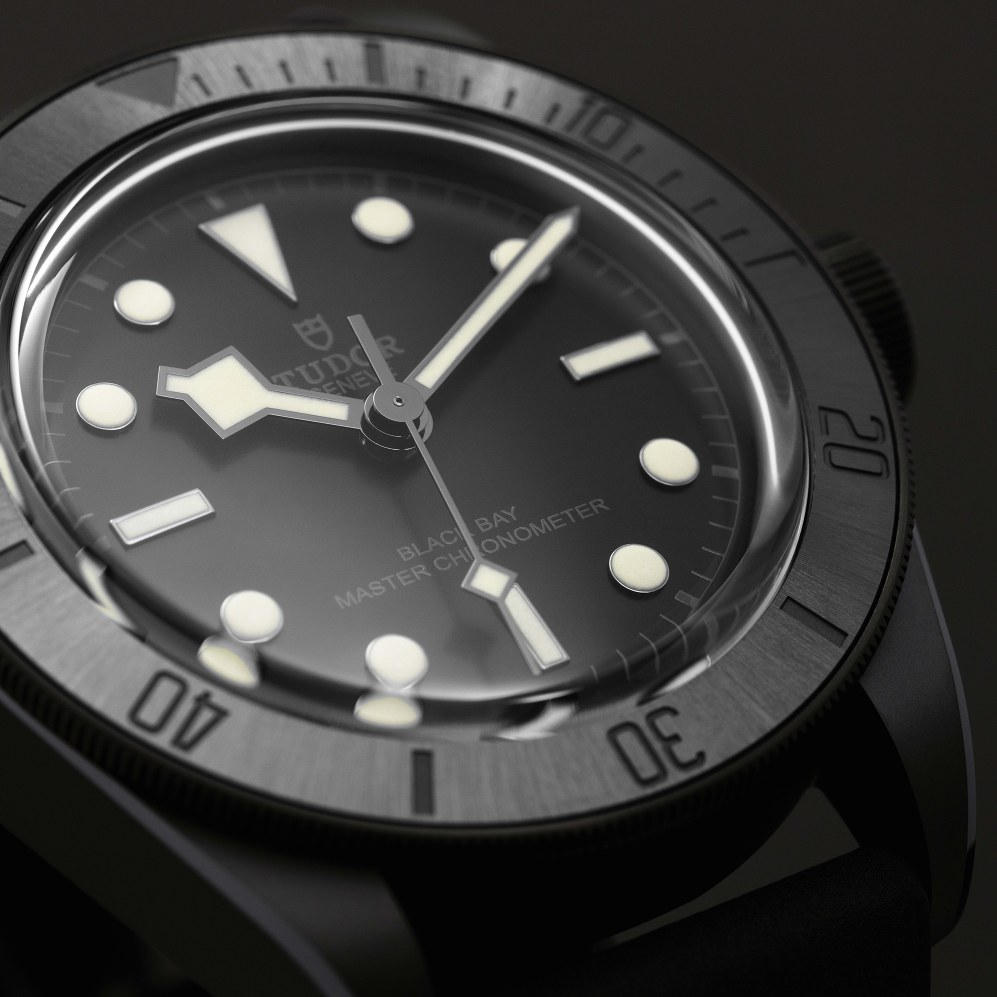 Black Bay Ceramic Black Dial 41mm Product Image 3