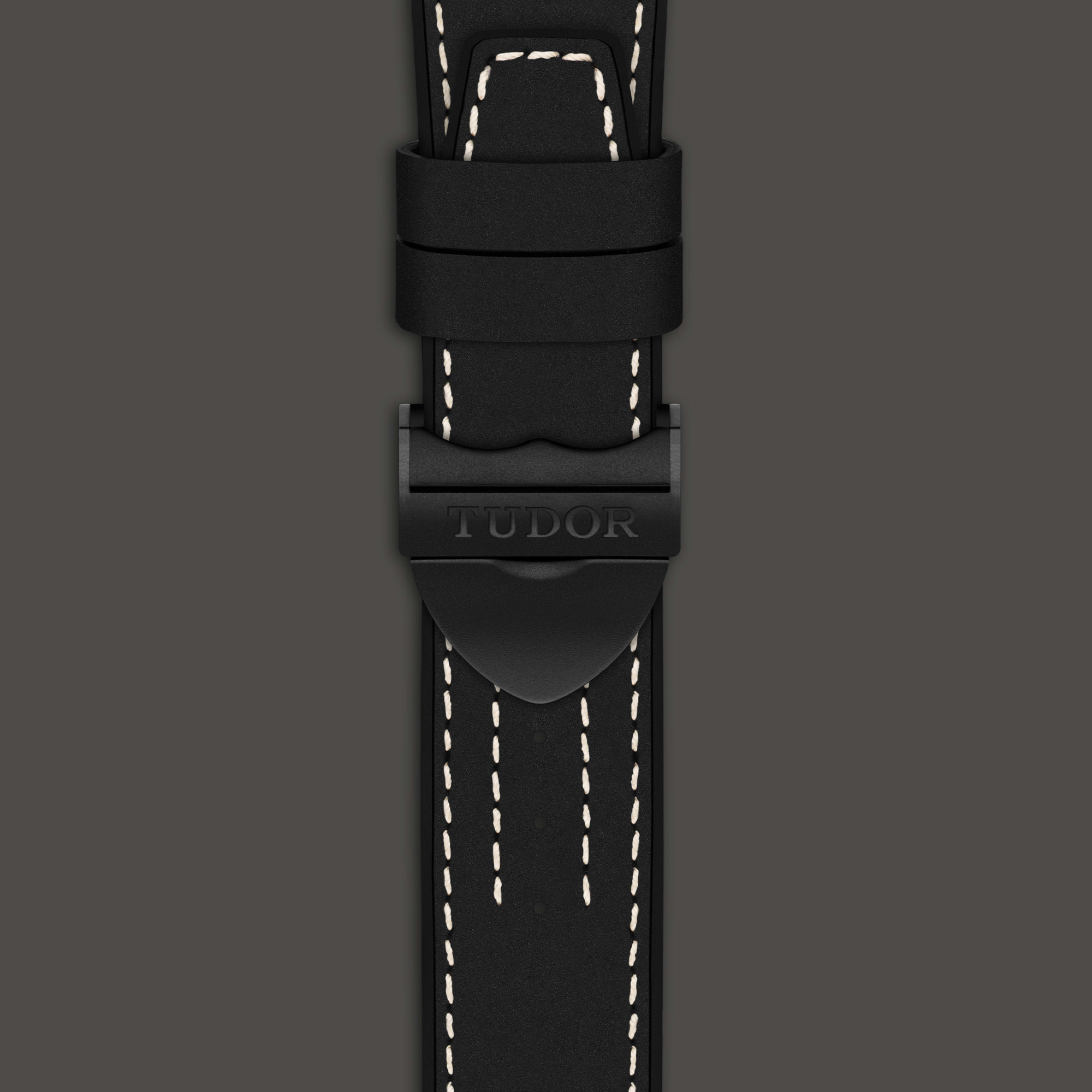 Black Bay Ceramic Black Dial 41mm Product Image 6