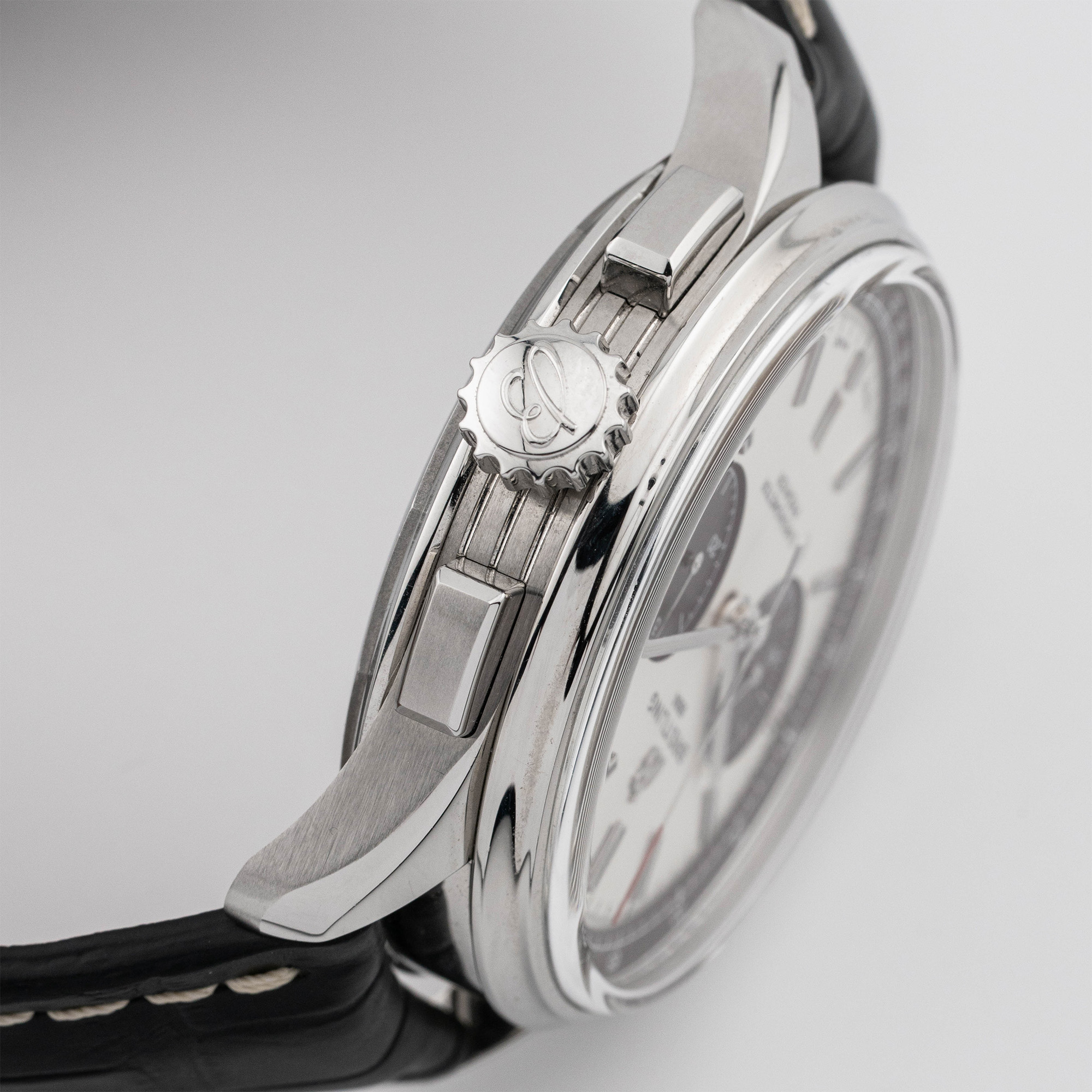 Premier B01 Chronograph Steel White Dial 42mm Product Image 2