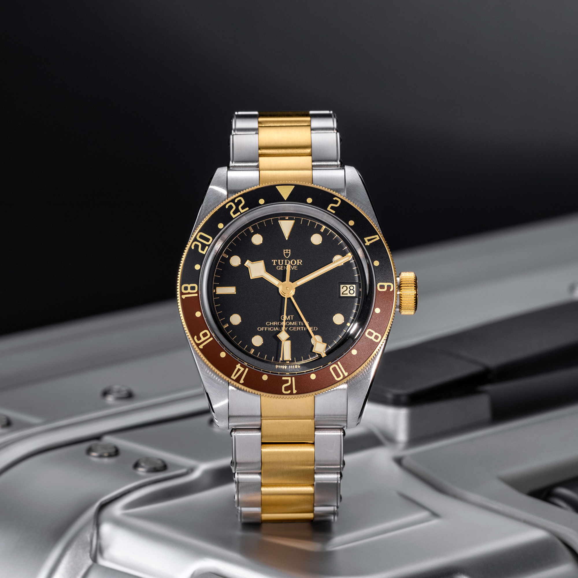 Black Bay GMT Yellow Gold & Steel Black Dial 41mm Product Image 1