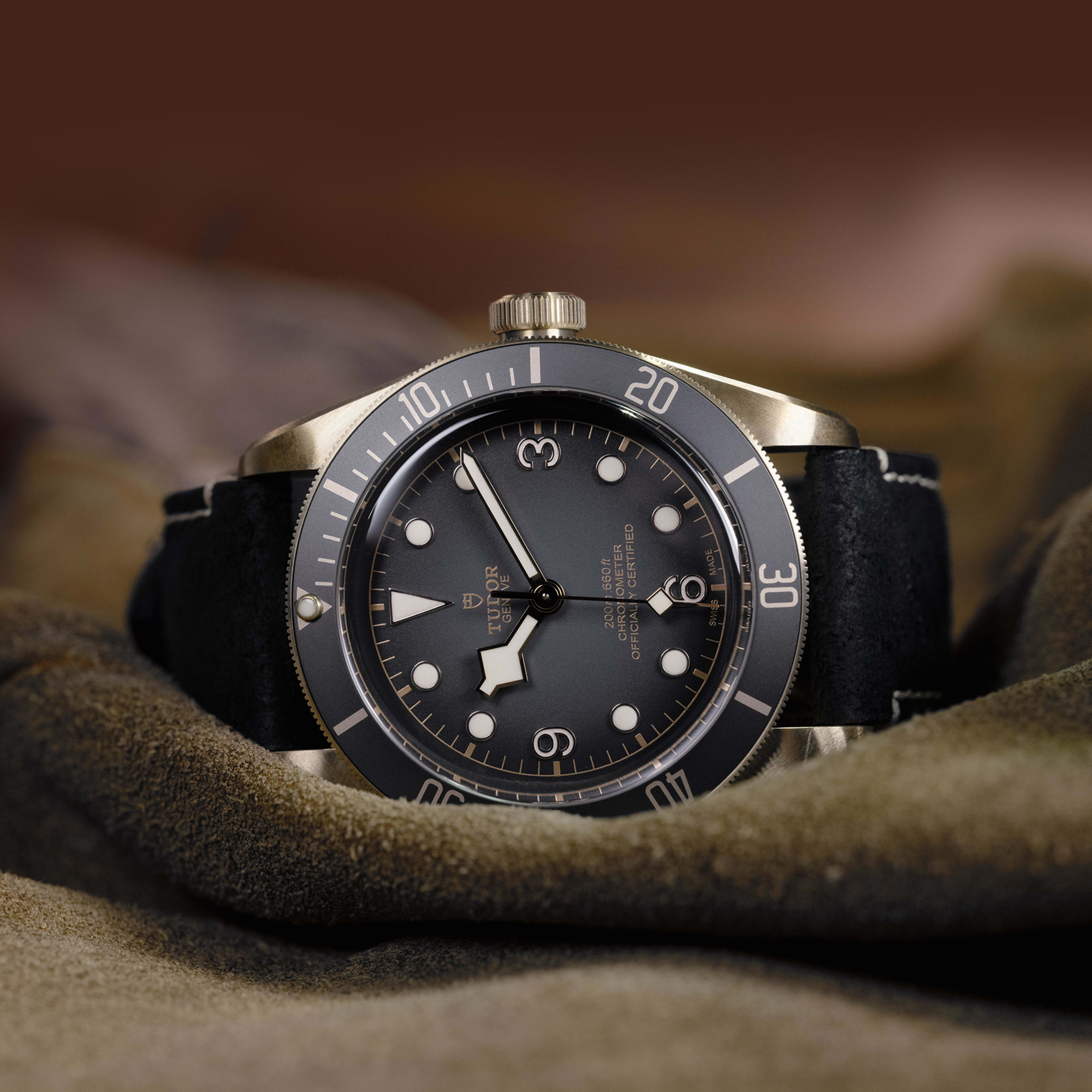 Black Bay Bronze Grey Dial 43mm Product Image 1