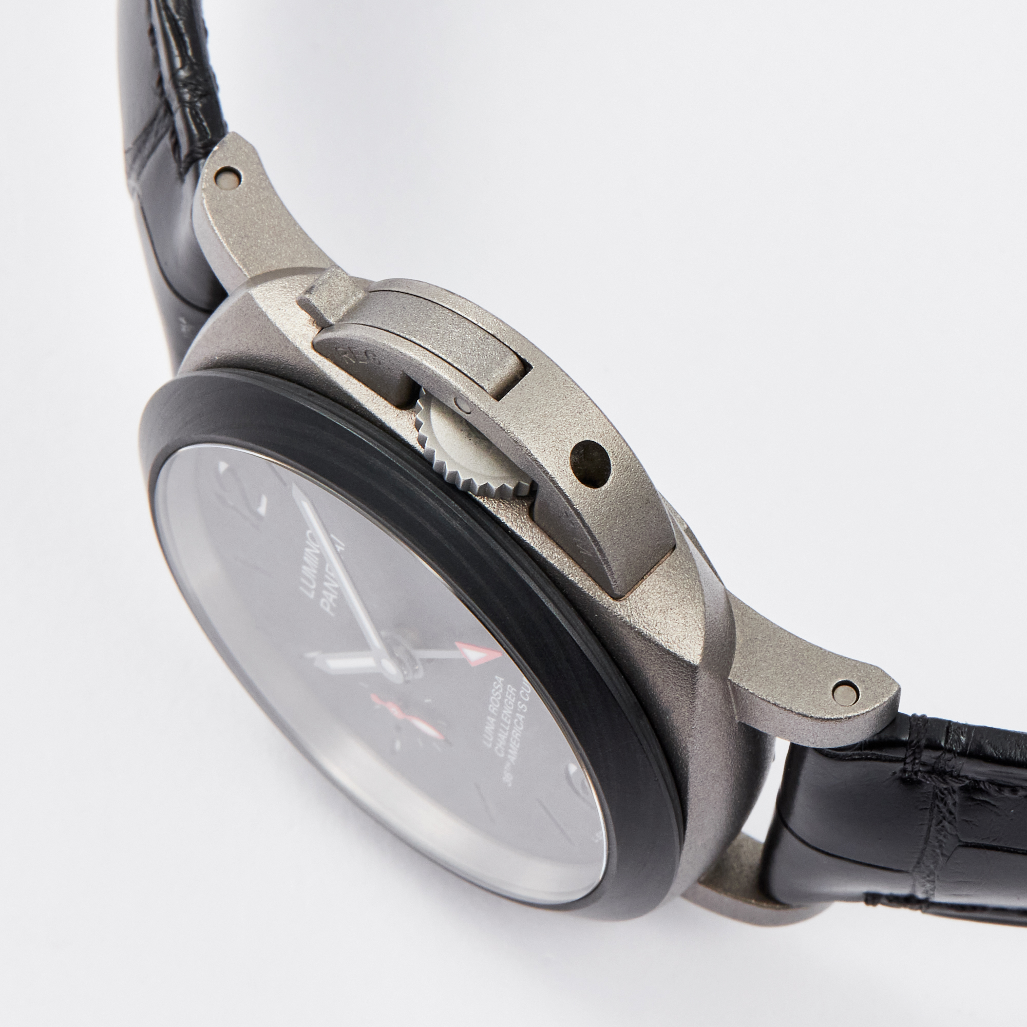 Luminor 1950 Luna Rossa GMT Titanium Carbotech Black Dial 42mm Product Image 2