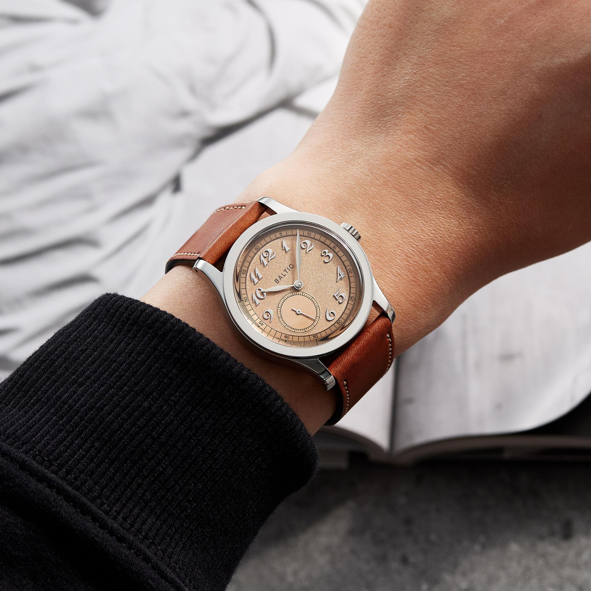 MR01 Steel Salmon Dial 36mm Product Image 13