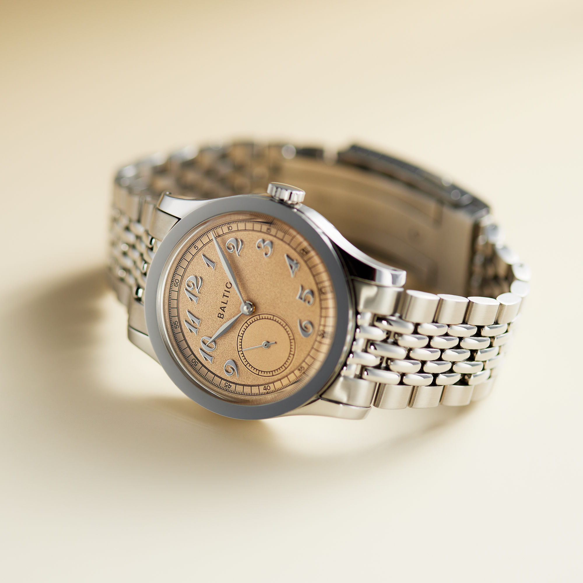 MR01 Steel Salmon Dial 36mm Product Image 10