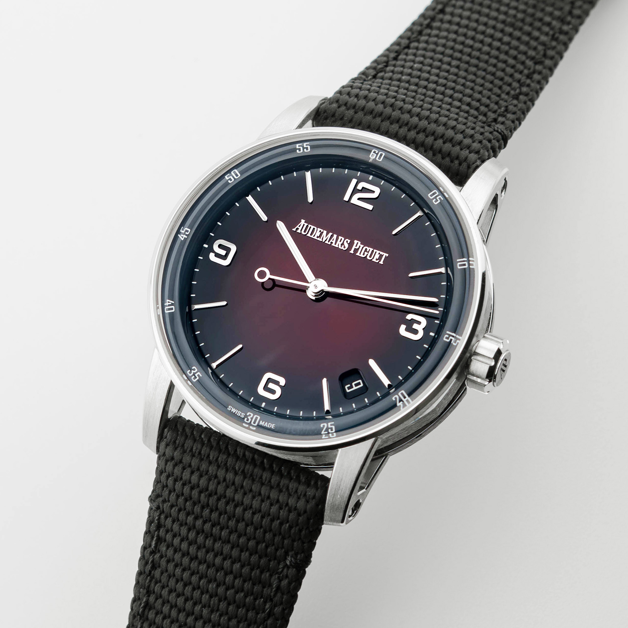 Code 11.59 White Gold Red Dial 41mm Product Image 1