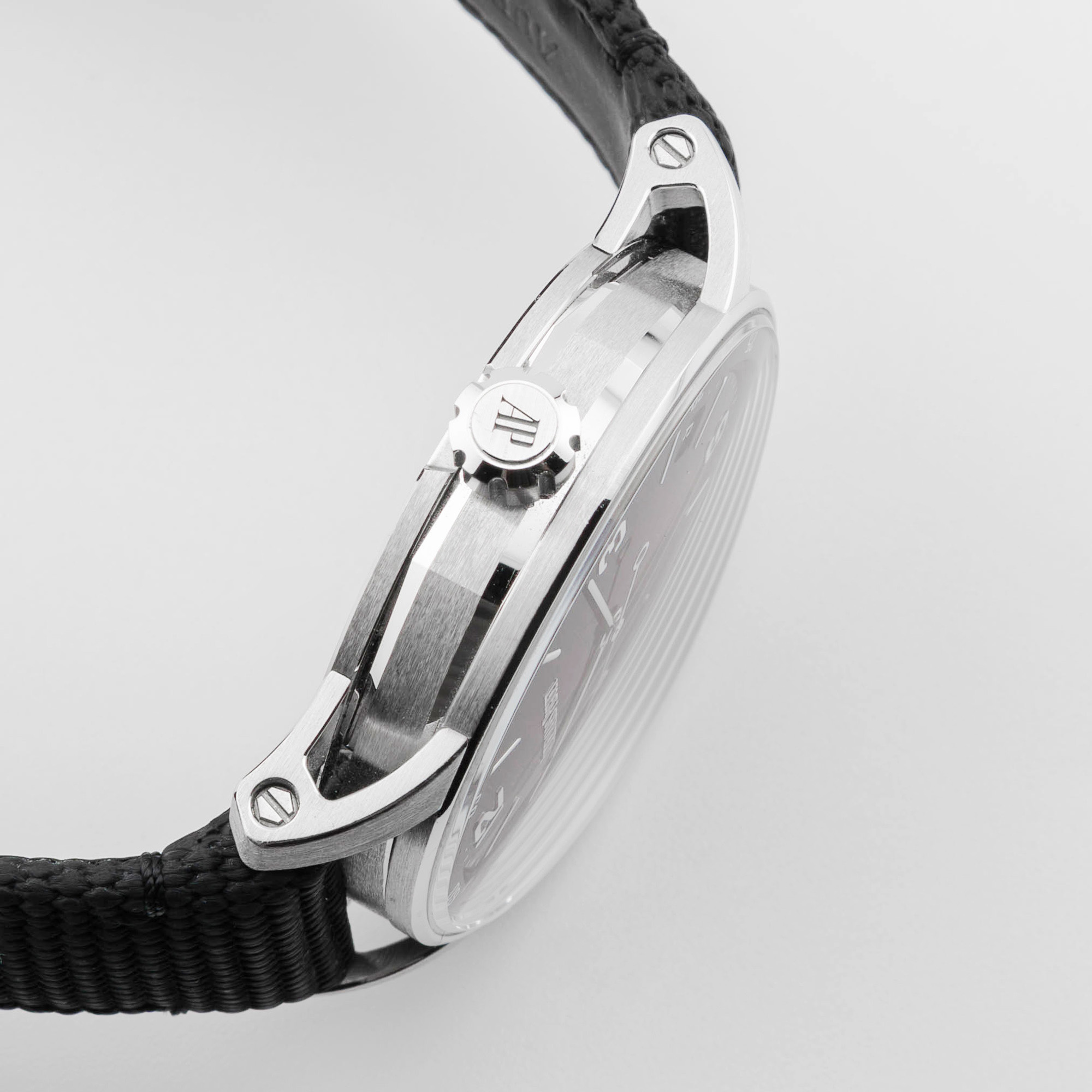 Code 11.59 White Gold Red Dial 41mm Product Image 2