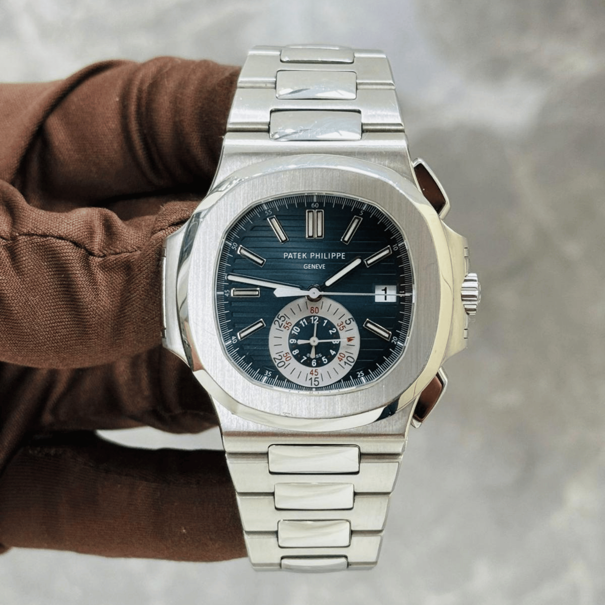 Nautilus Chronograph Steel Blue Dial 40mm Product Image 1