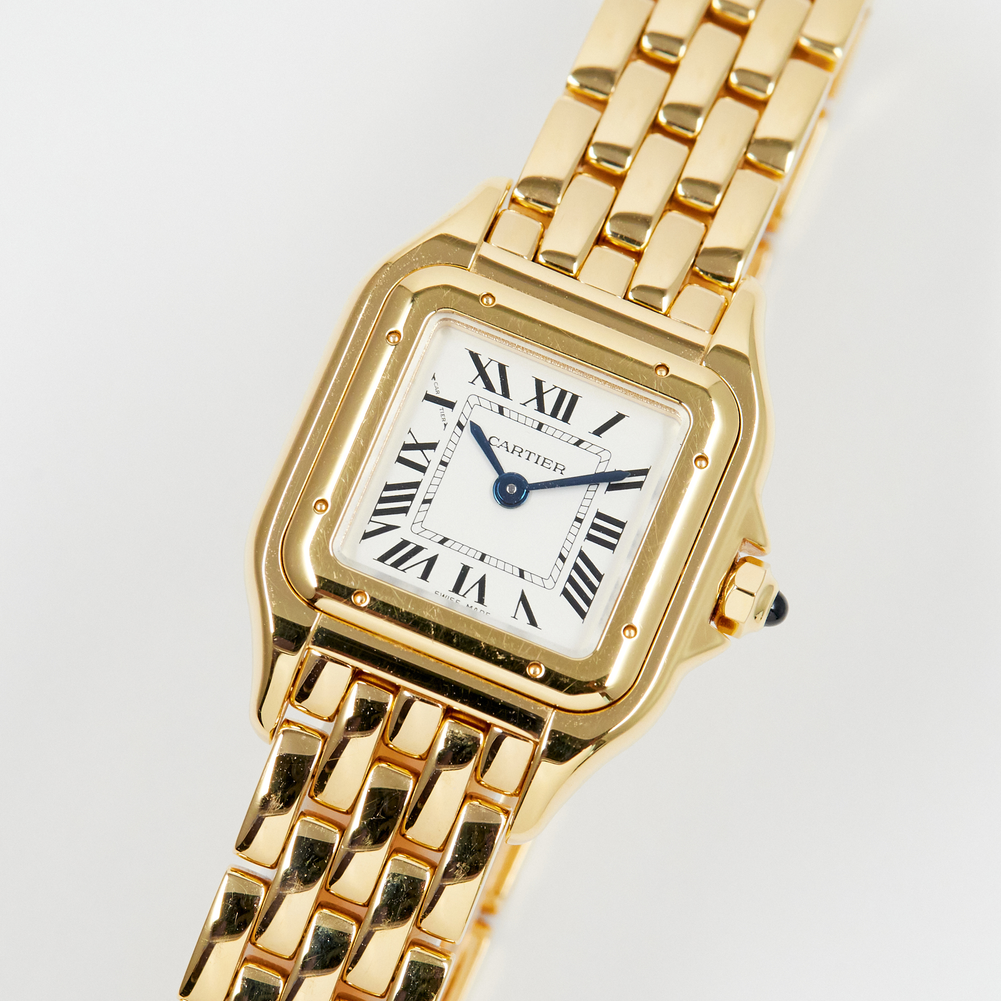 Panthère de Cartier Yellow Gold White Dial 23mm Product Image 1