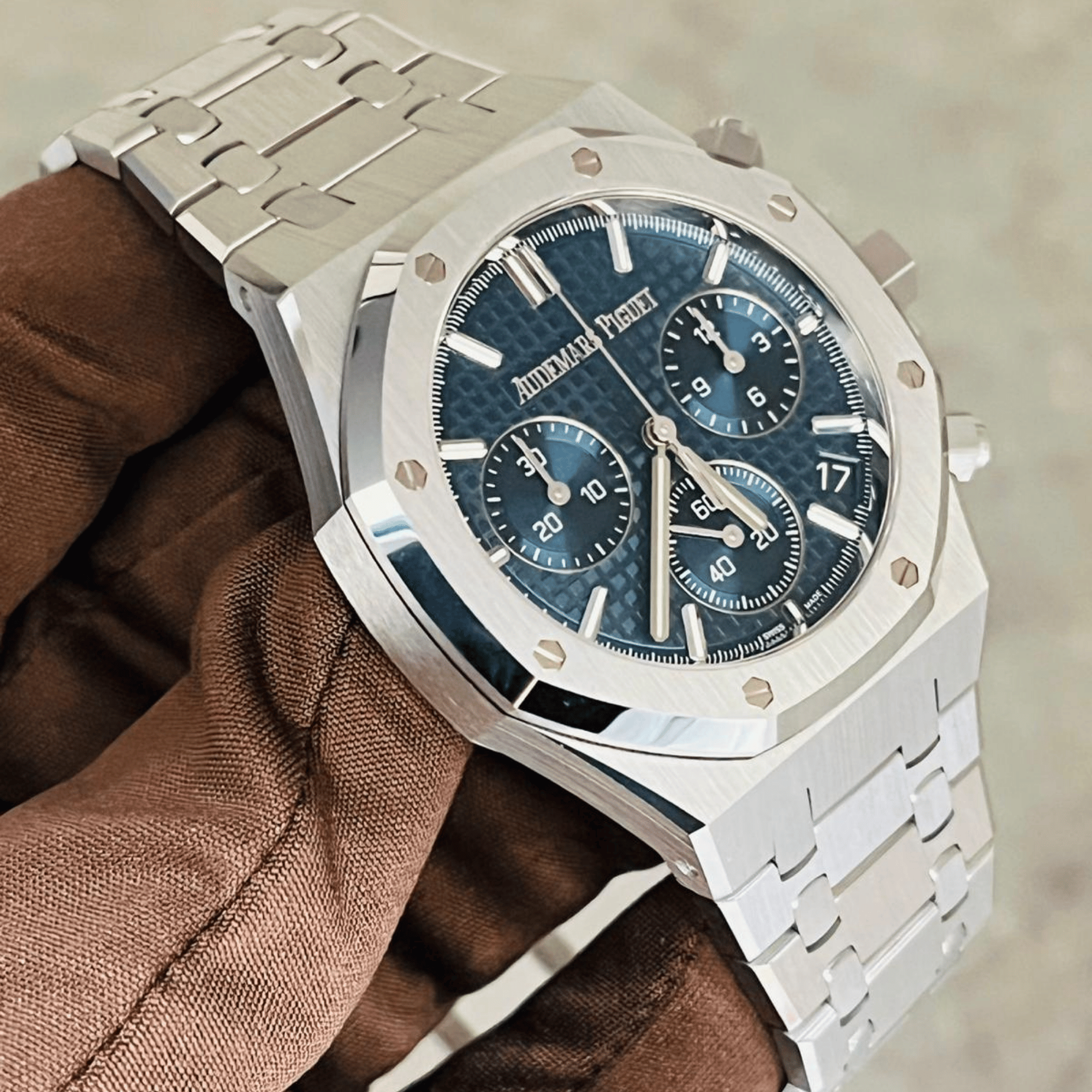 Royal Oak Selfwinding Chronograph "50th Anniversary" Steel Blue Dial 41mm Product Image 3