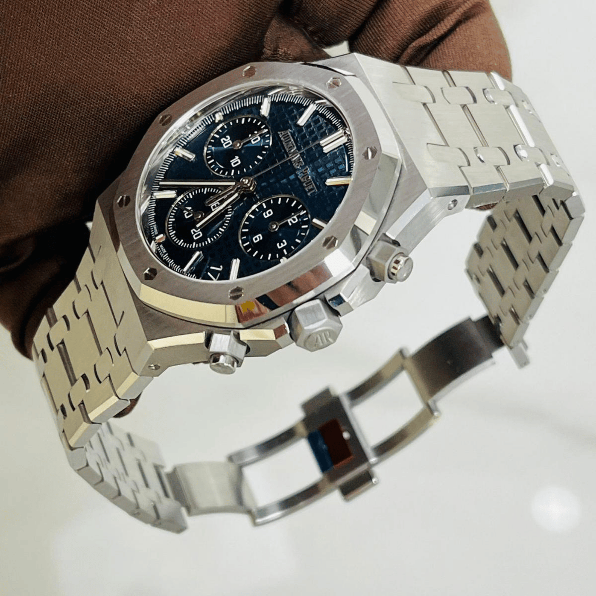 Royal Oak Selfwinding Chronograph "50th Anniversary" Steel Blue Dial 41mm Product Image 7