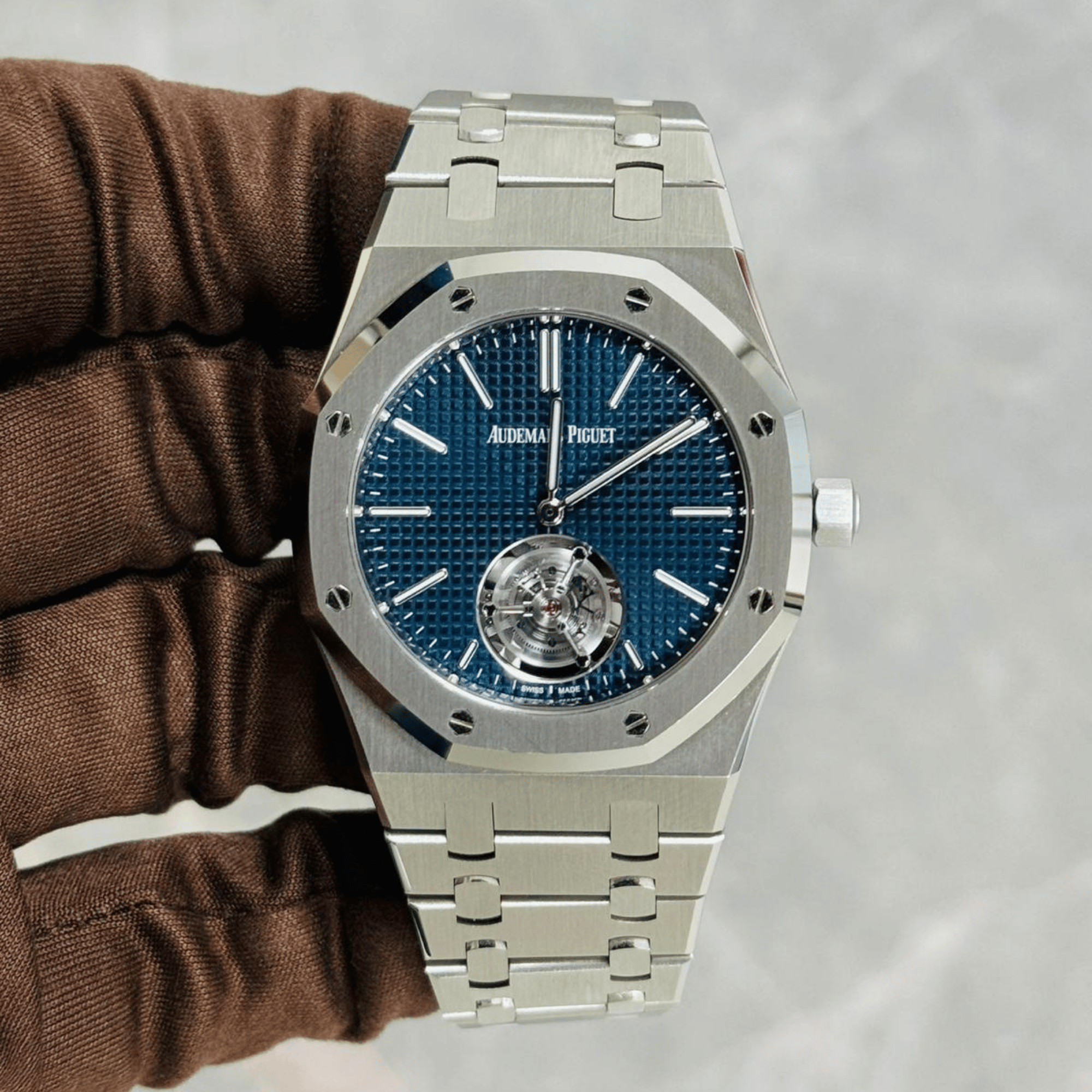 Royal Oak Extra Thin Flying Tourbillon (RD#3) 50th Anniversary Steel Blue Dial 39mm Product Image 5