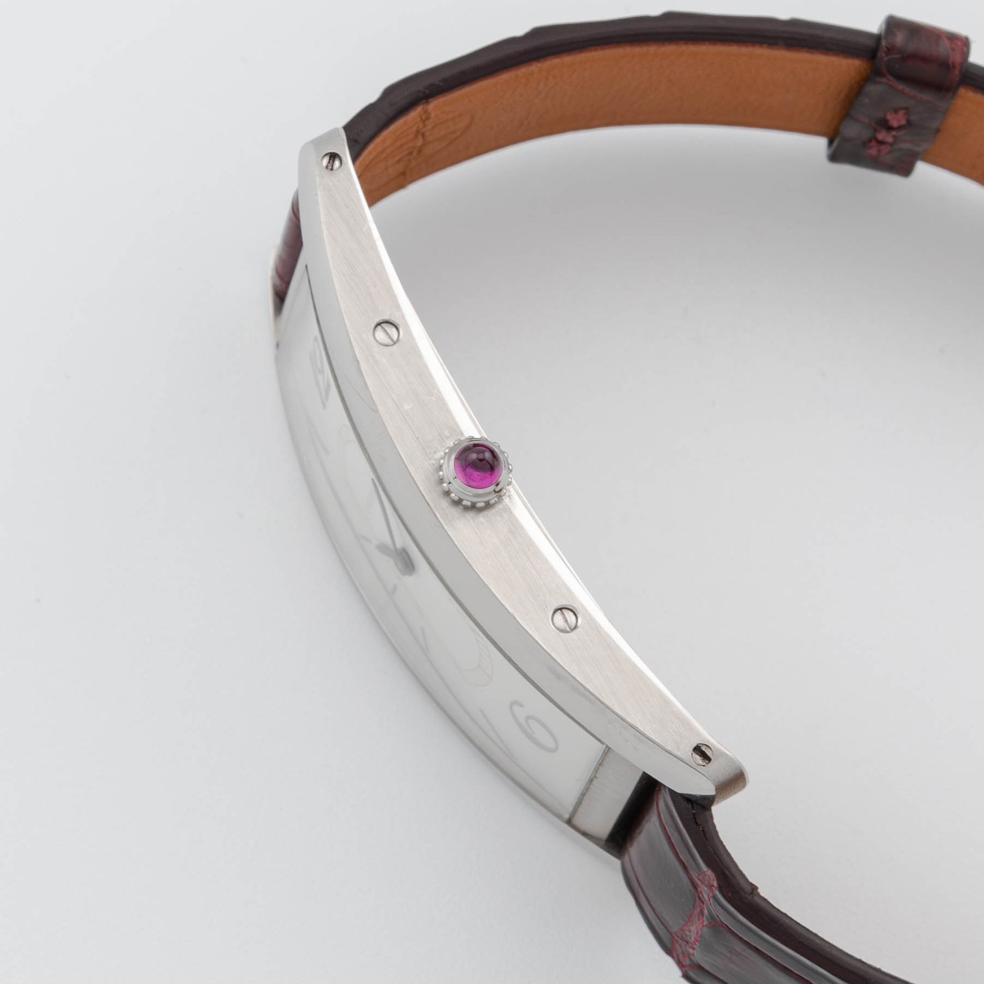 Tank Cintrée Limited Edition Platinum Silver Dial 23mm Product Image 6