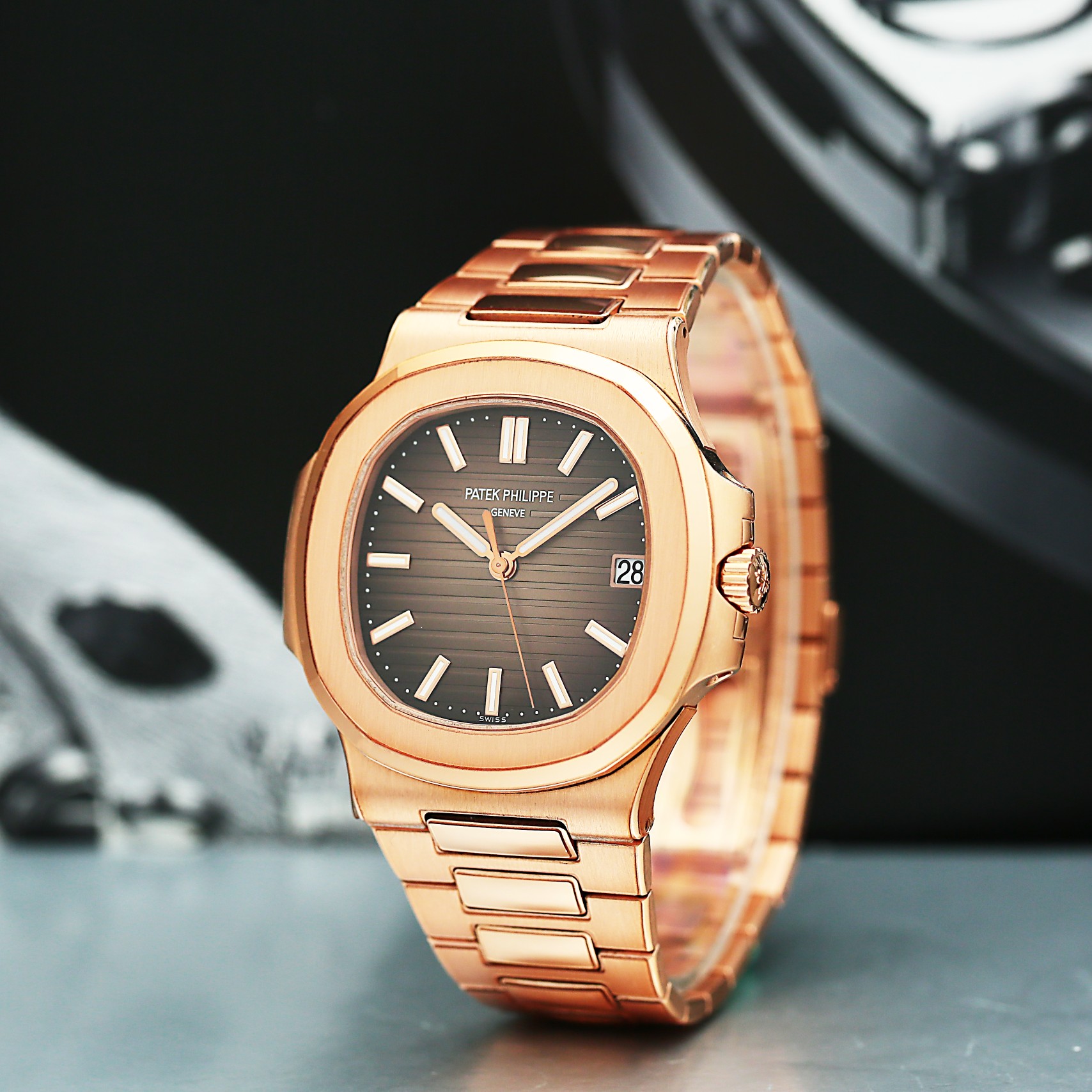 Nautilus Rose Gold Brown Dial 40mm Product Image 1