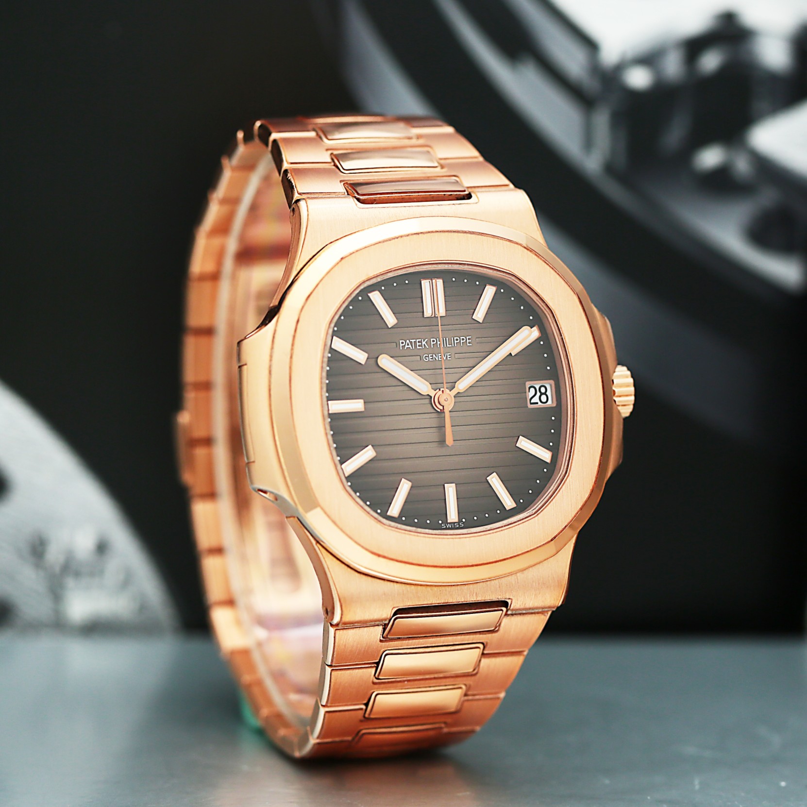Nautilus Rose Gold Brown Dial 40mm Product Image 2