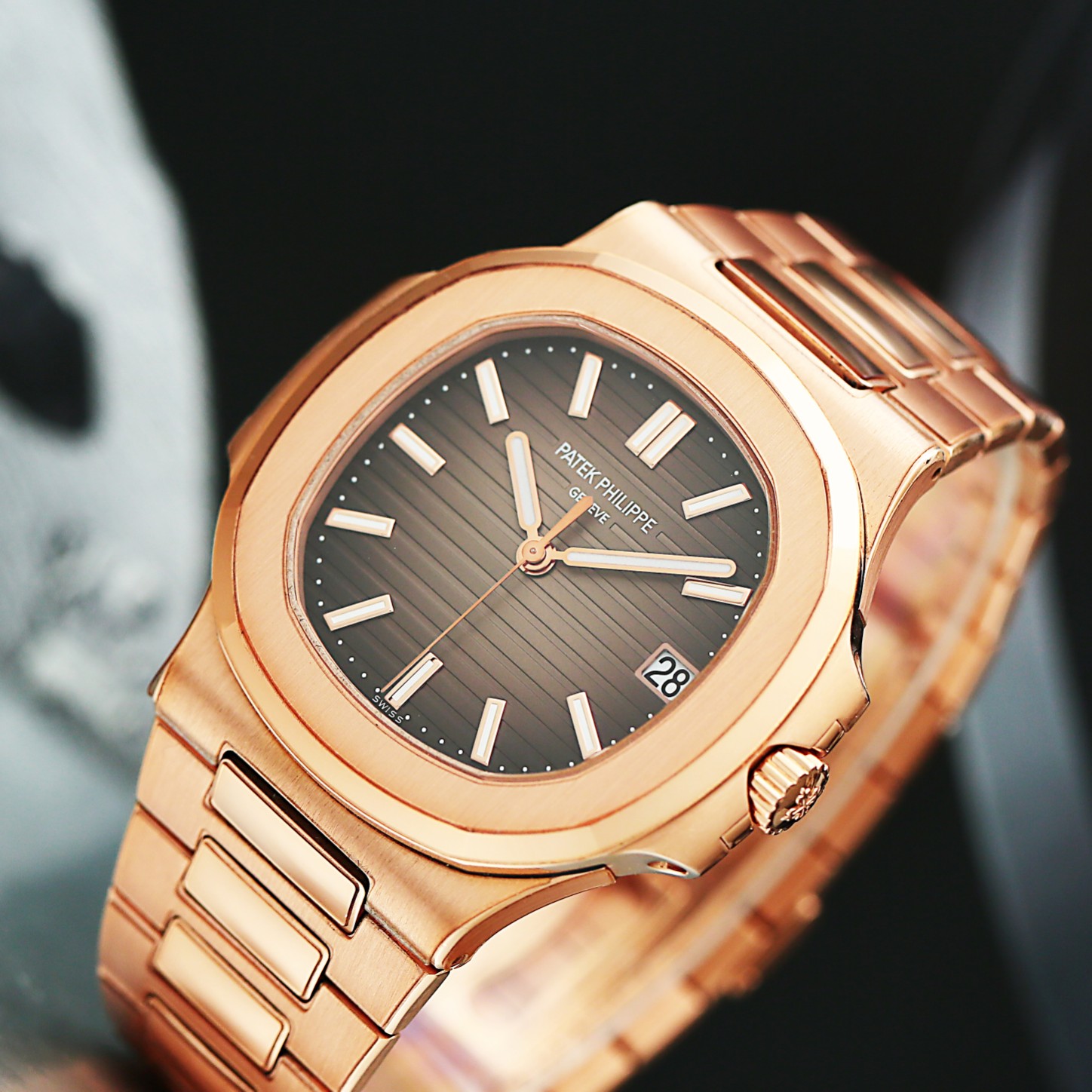Nautilus Rose Gold Brown Dial 40mm Product Image 3
