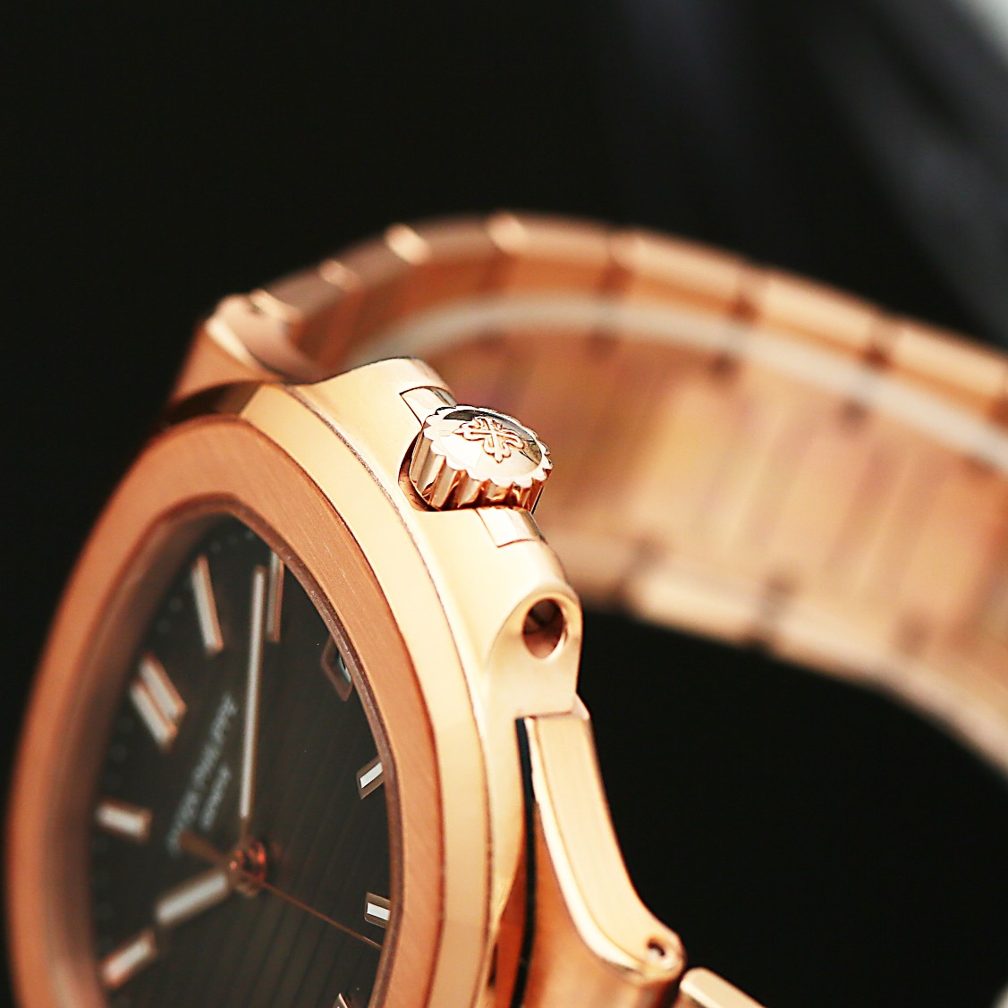 Nautilus Rose Gold Brown Dial 40mm Product Image 4