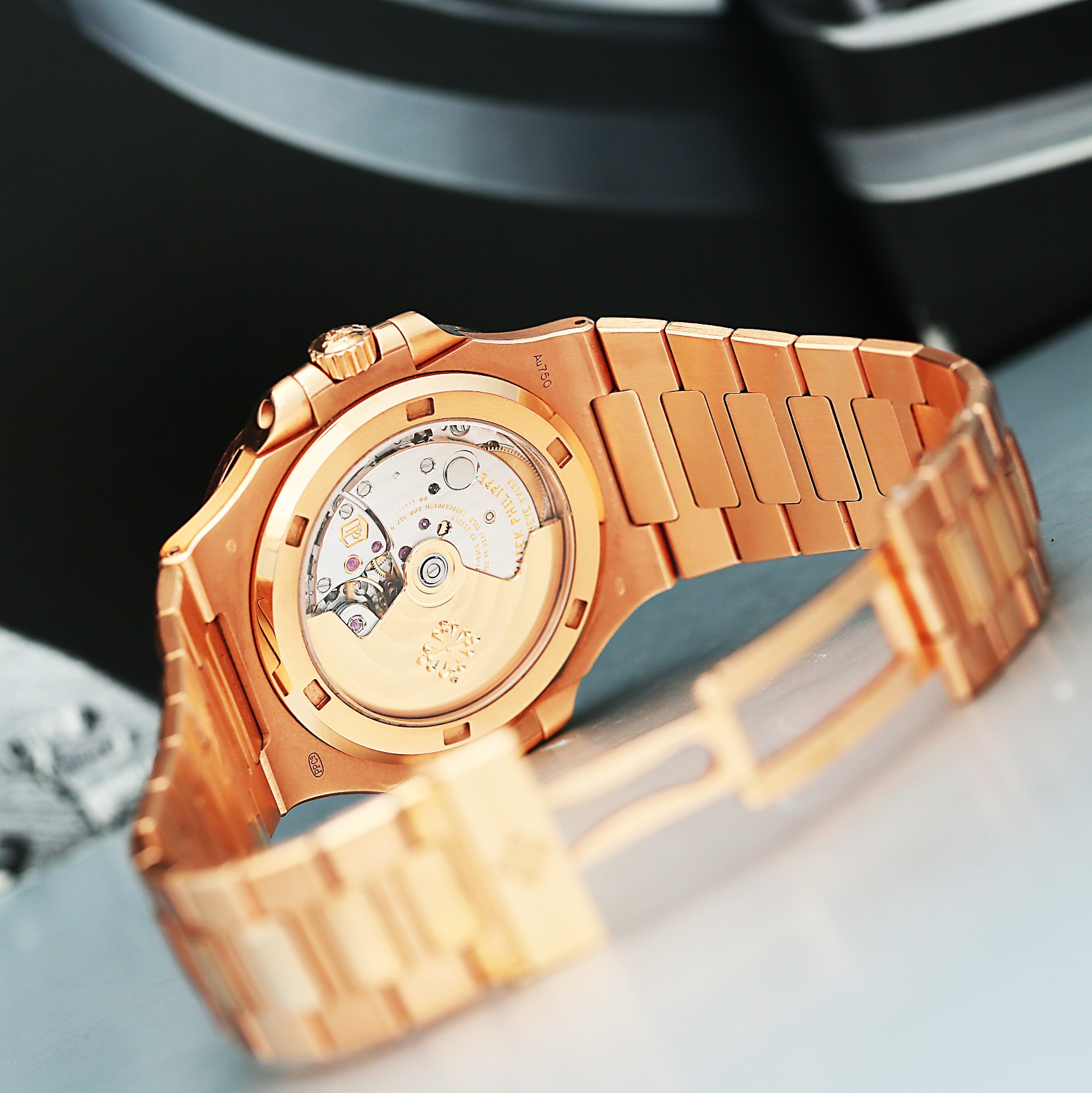 Nautilus Rose Gold Brown Dial 40mm Product Image 5