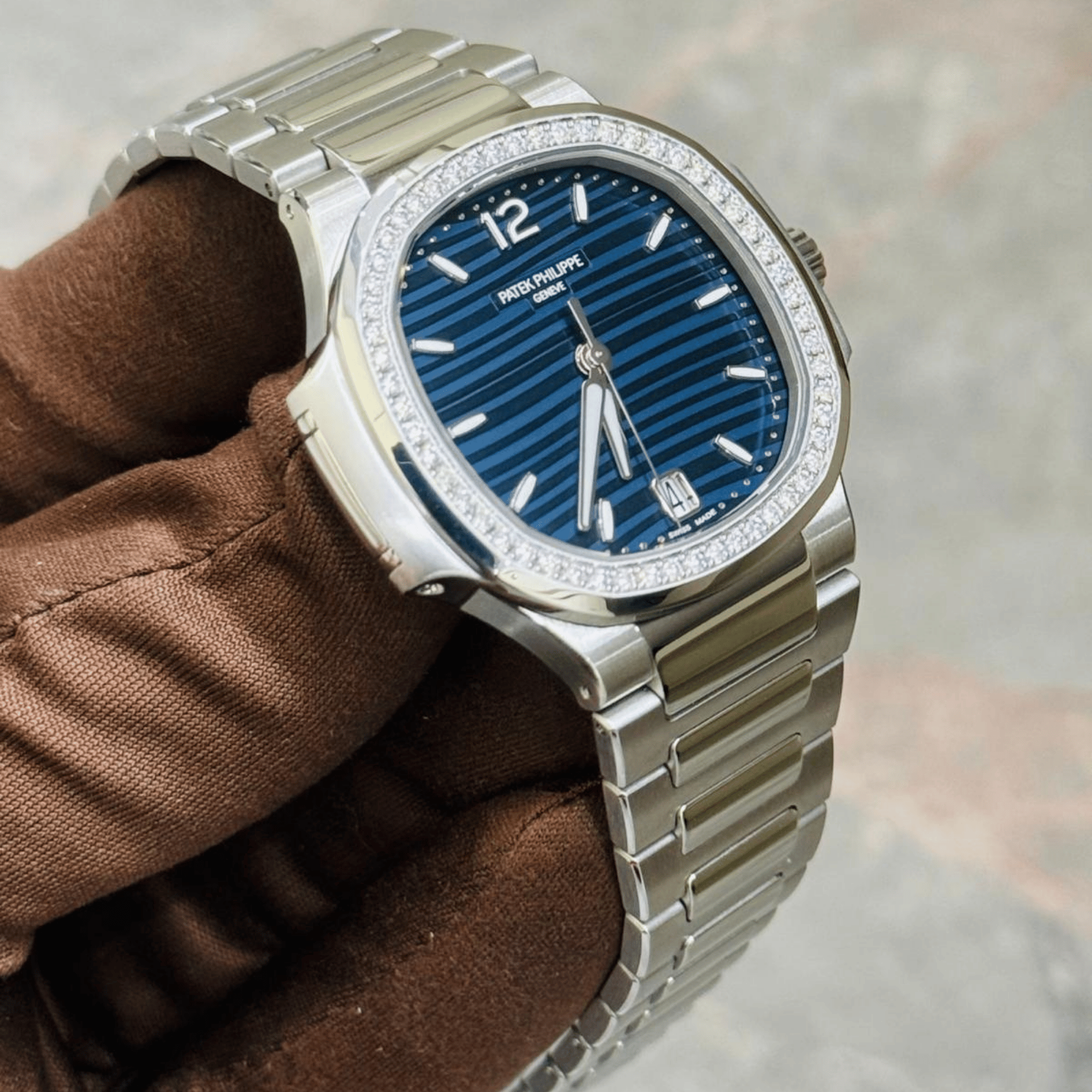 Nautilus Ladies Steel Diamond Blue Dial 35mm Product Image 4
