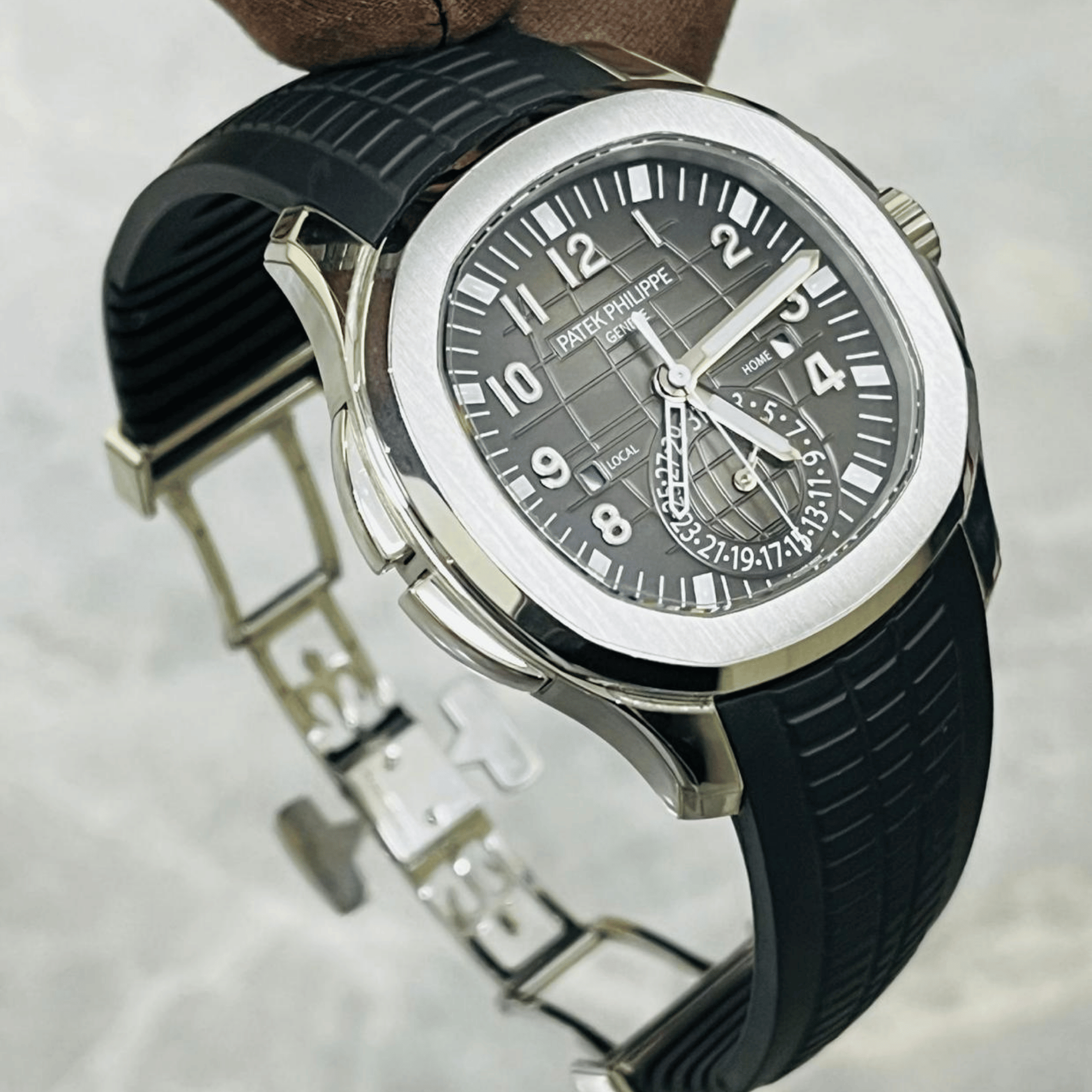 Aquanaut Travel Time Steel Black Dial 40mm Product Image 4