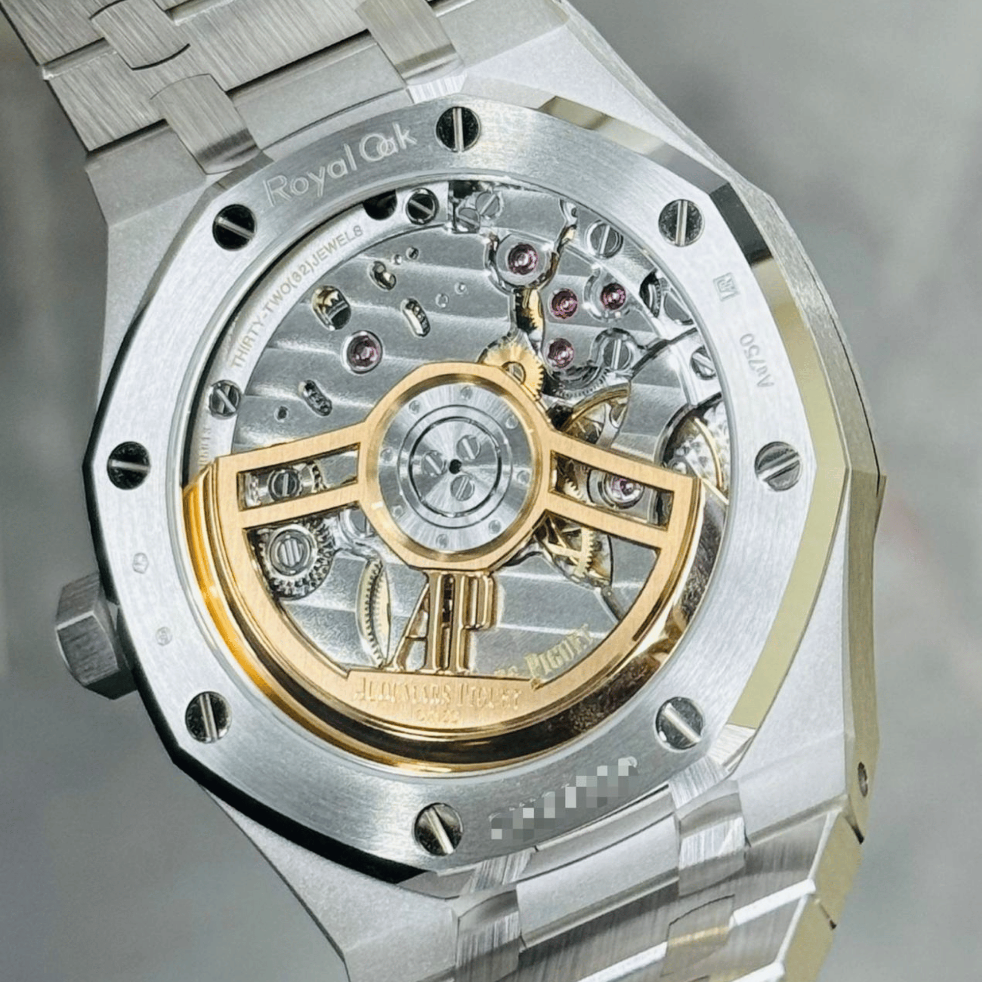 Royal Oak Selfwinding White Gold Blue Dial 41mm Product Image 4