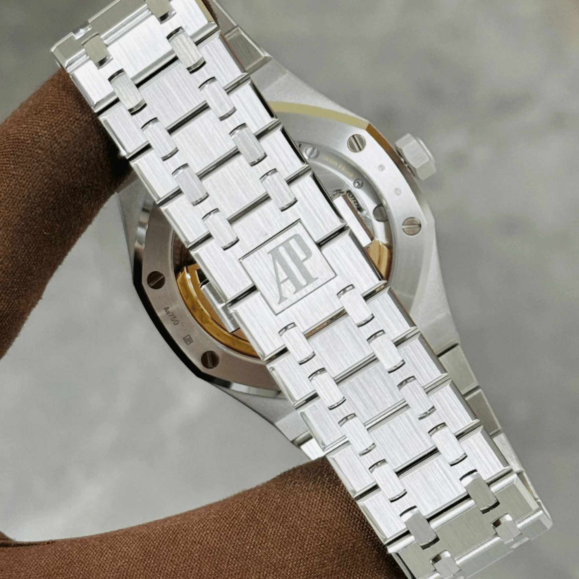Royal Oak Selfwinding White Gold Blue Dial 41mm Product Image 5